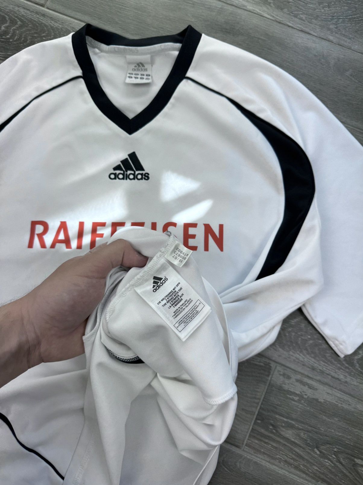 Vintage Soccer Jersey Adidas Raiffeisen 12 Nylon Tee Size US L / EU 52-54 / 3 - 7 Thumbnail