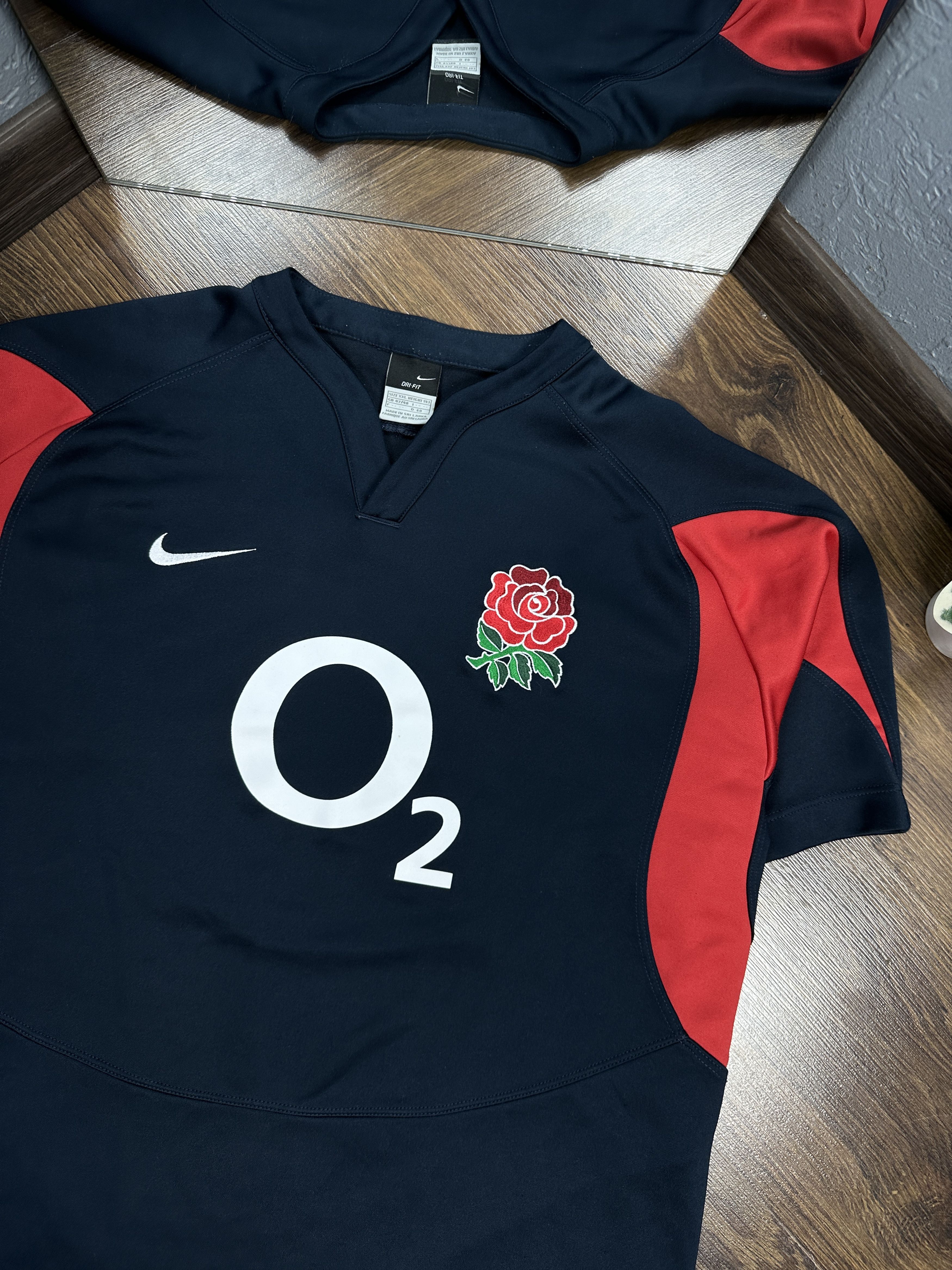 Nike × Vintage Nike O2 England Rugby Jersey T-Shirt Size US XXL / EU 58 / 5 - 2 Thumbnail