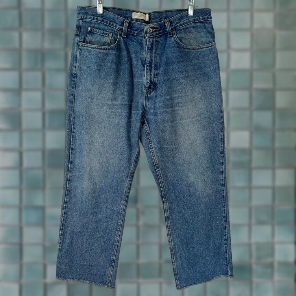 Denime Sonoma Life + Style Mens Stretch Medium Wash Casual Blue Denim Jeans Size 36X32 Jeans Men's Regular Blue 5-Pocket Design Baggy Size US 34 / EU 50 - 1 Thumbnail