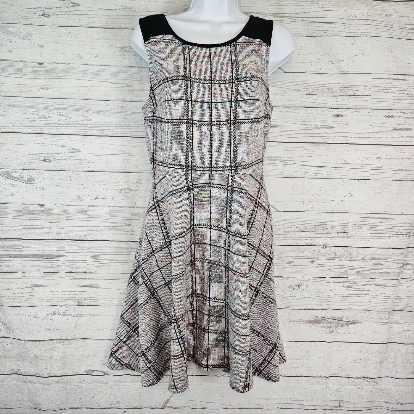 Vintage VINTAGE? No. ModCloth Womens Tweed Dress Sz Small Black Pink Sleeveless Size S / US 4 / IT 40 - 2 Thumbnail
