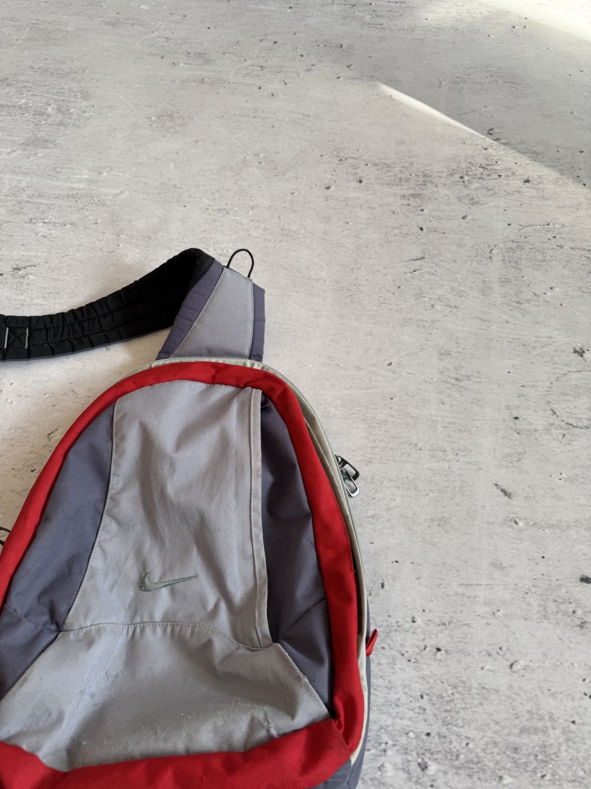 Nike × Vintage NIKE VINTAGE BASIC LOGO 00s 90s PINTEREST STYLE SLING BAG Size ONE SIZE - 5 Thumbnail