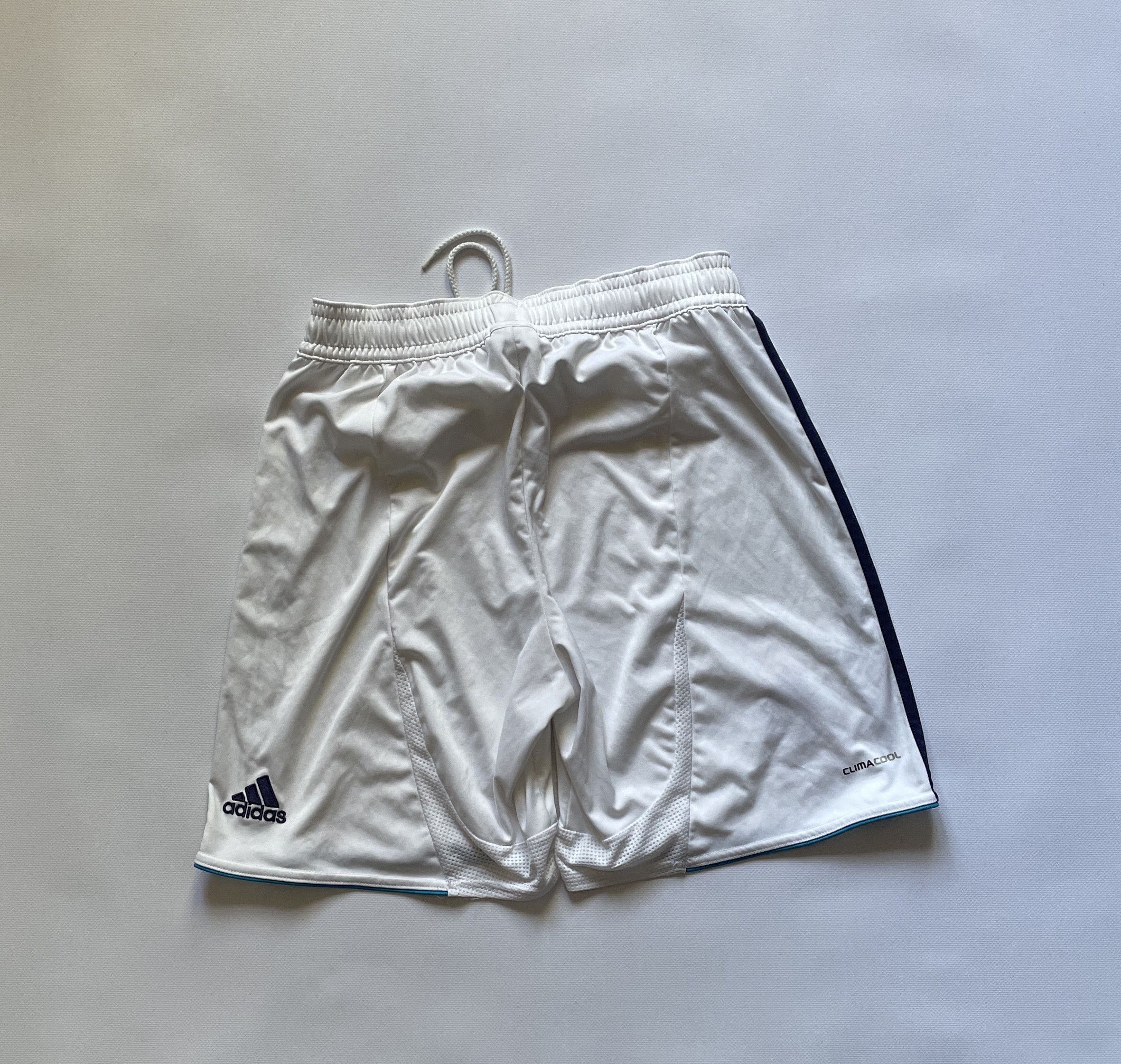 Adidas Real Madrid Football Shorts 2012 2013 Soccer Size US 32 / EU 48 - 2 Thumbnail