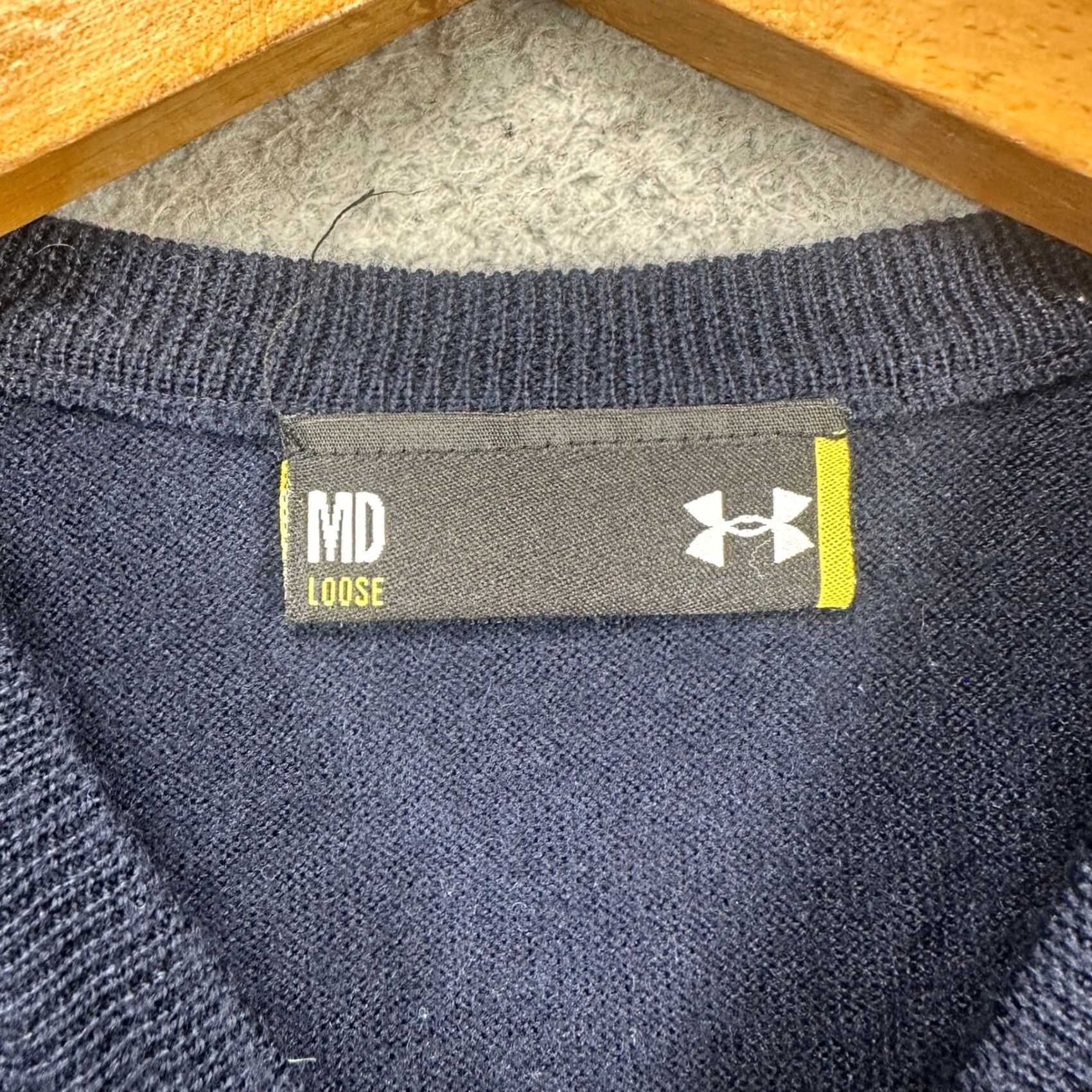 Under Armour Notre Dame Fighting Irish Vest Mens Medium Blue Wool Under Armour Vest Wool Knit Pullover V-Neck Wool Logo Size US M / EU 48-50 / 2 - 4 Thumbnail