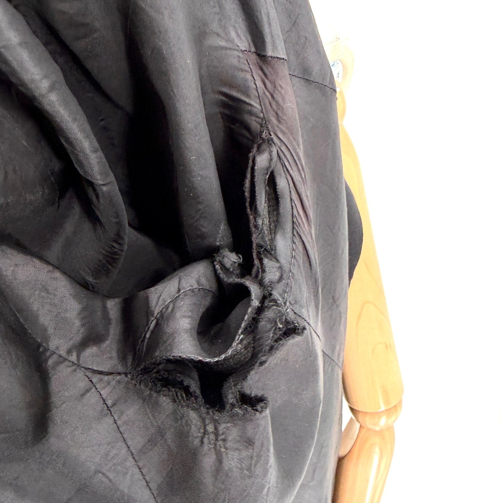 Vintage Lolita Lempicka Black 100% Wool Puff Sleeve Blazer Size L / US 10 / IT 46 - 7 Thumbnail
