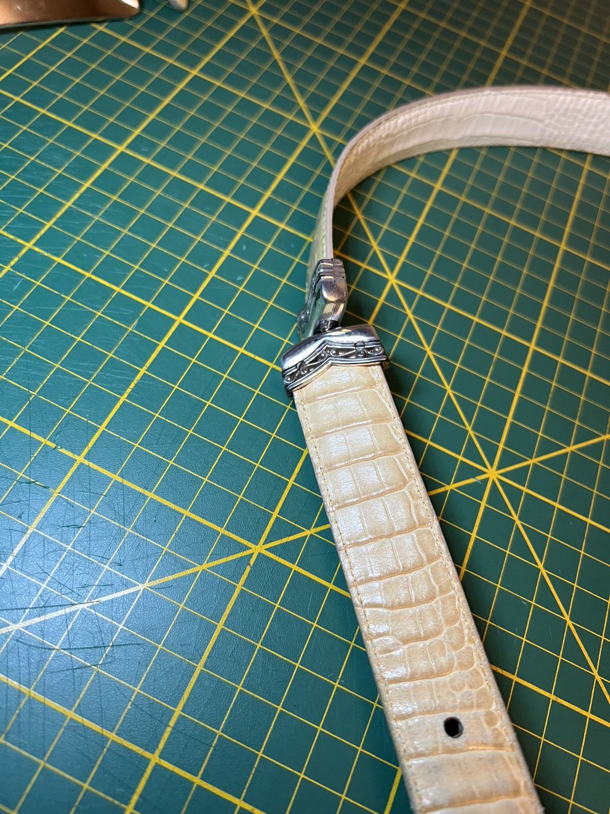Brighton Vintage Brighton two tone interchangeable croc leather belt Size ONE SIZE - 6 Thumbnail