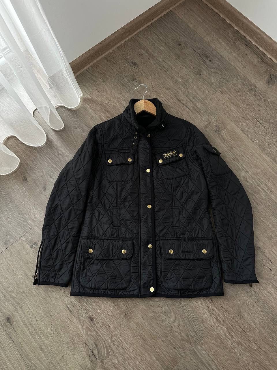 Barbour × Vintage Vintage Barbour International Quilted Black Jacket Size M / US 6-8 / IT 42-44 - 1 Thumbnail