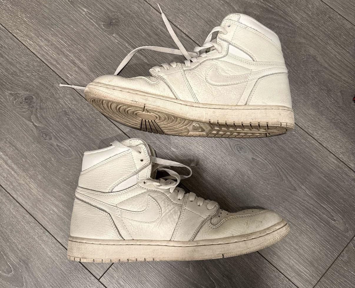 Nike Air Jordan 1 retro High OG ‘Sail’ Size US 10.5 / EU 43-44 - 2 Thumbnail