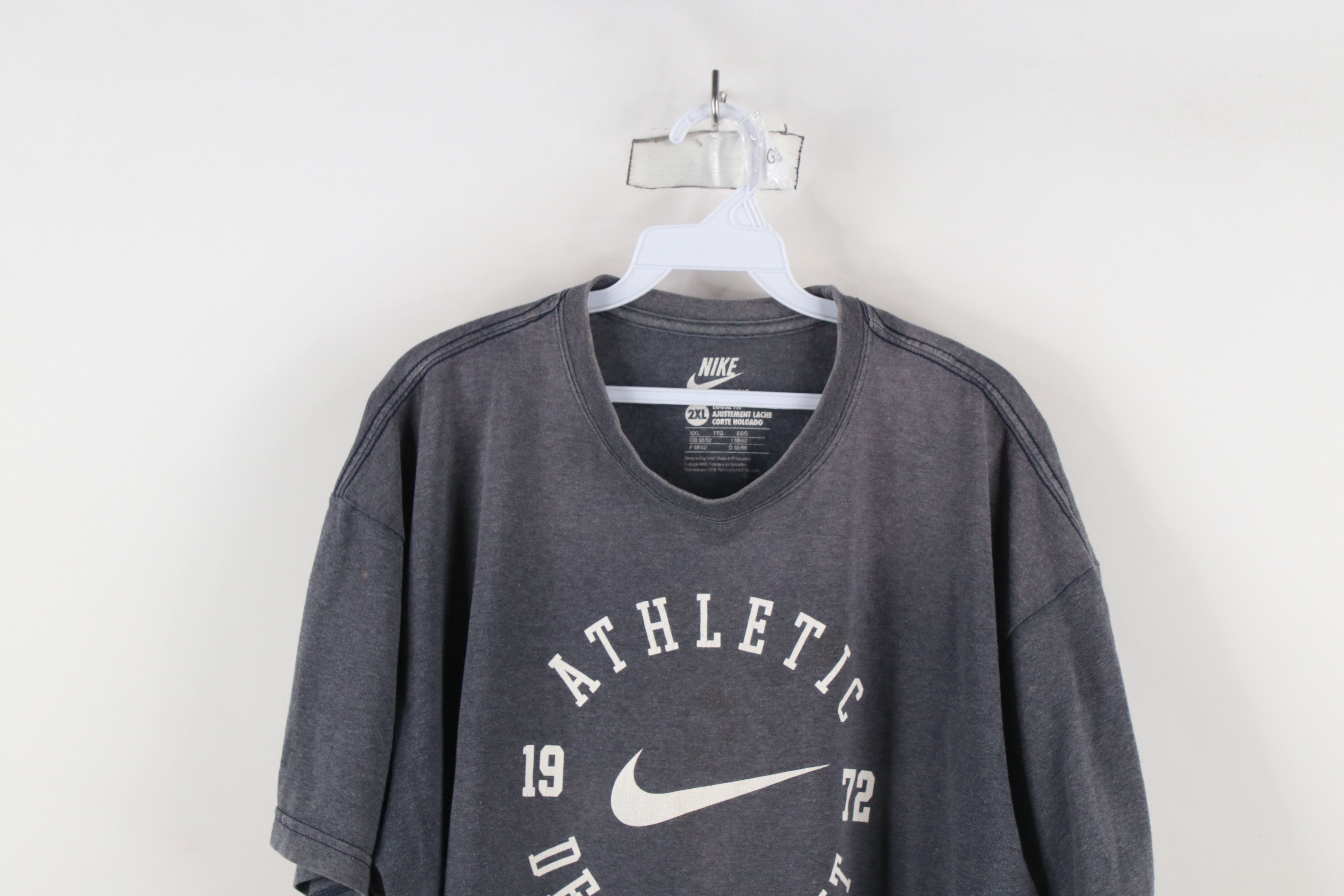 Nike × Vintage Vintage Y2K Nike Sportswear Scott Center Swoosh T-Shirt Size US XXL / EU 58 / 5 - 2 Thumbnail