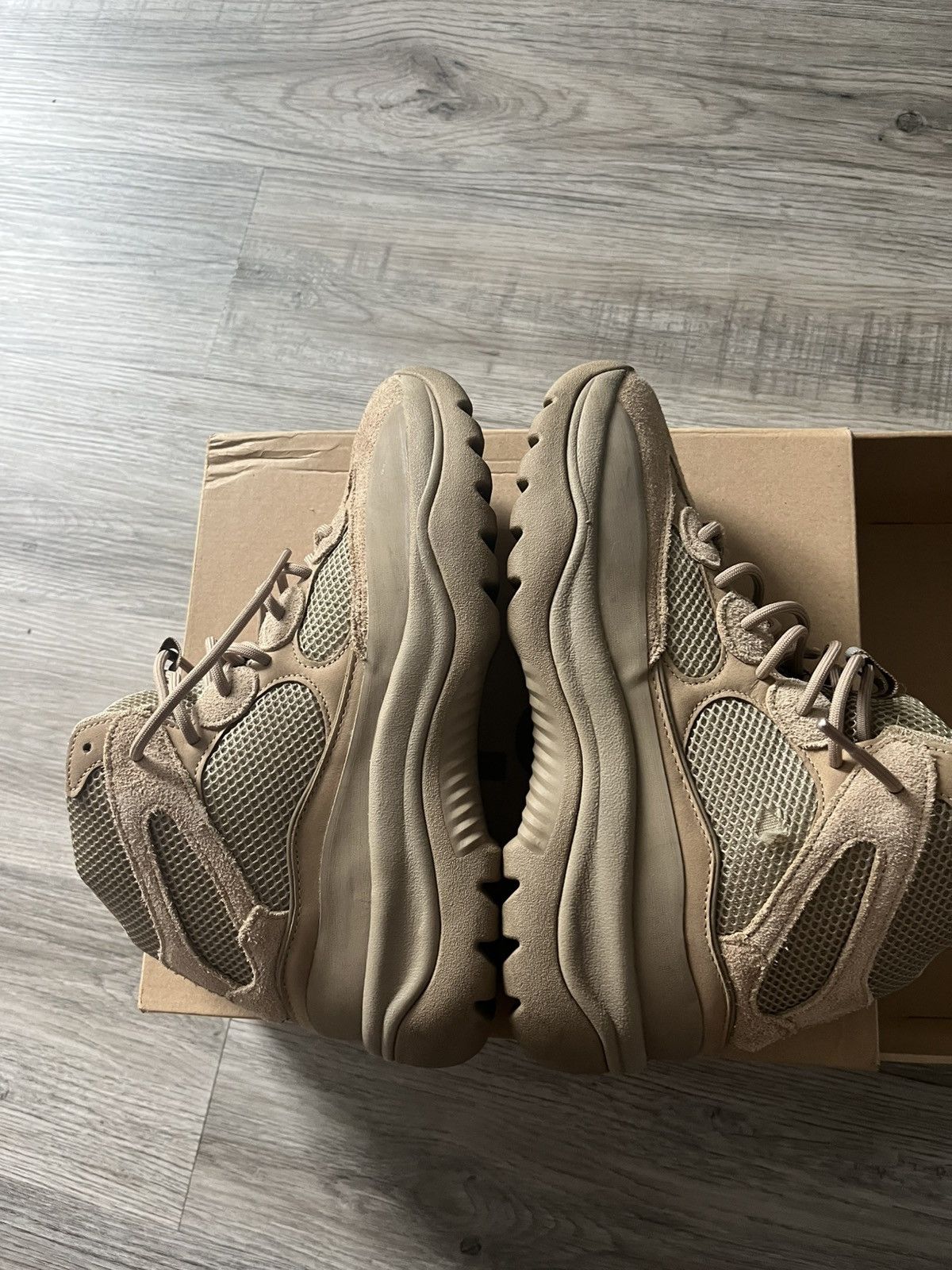 Yeezy Yeezy boots Size US 11 / EU 44 - 3 Thumbnail