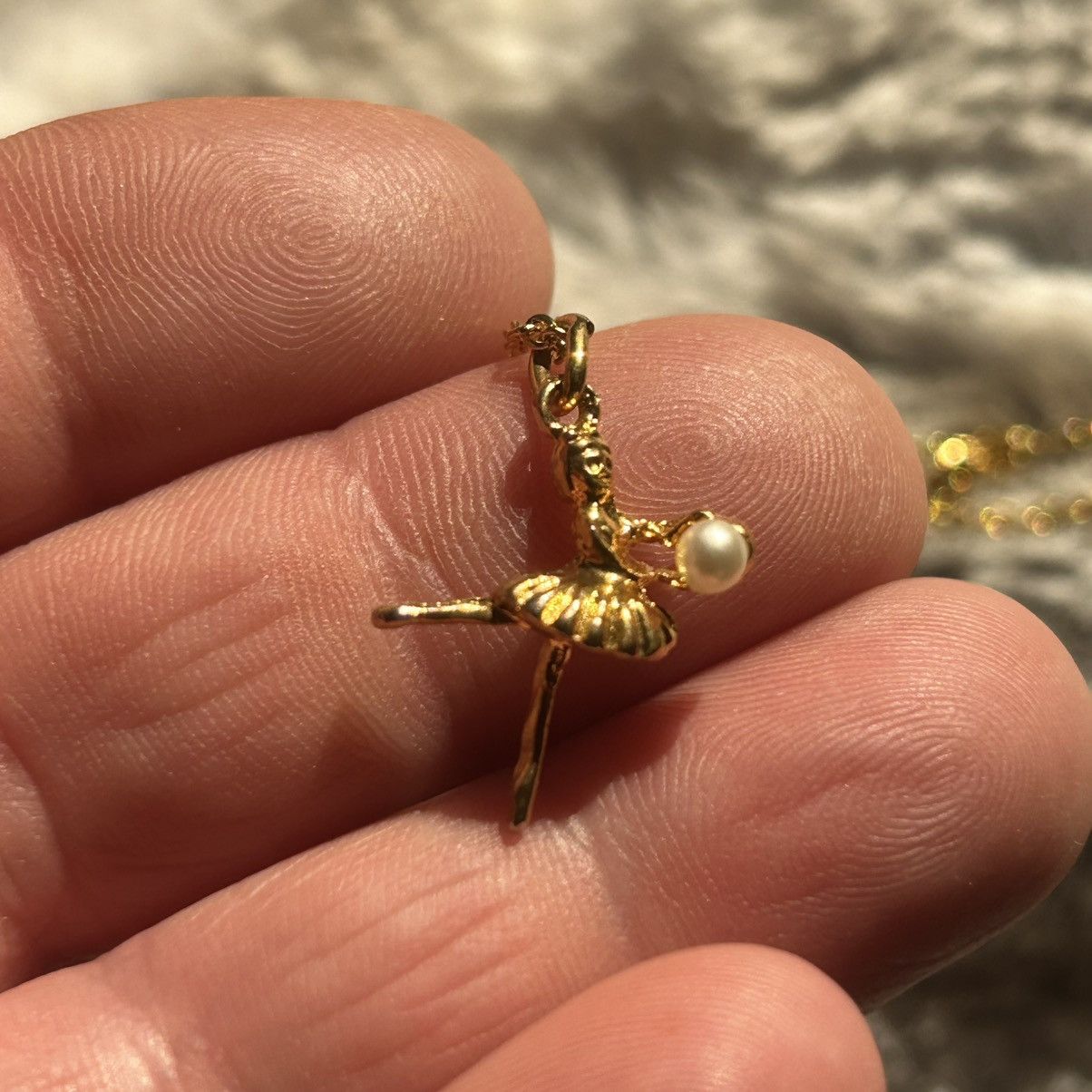 Vintage Vintage gold plated pearl accent ballerina pendant necklace Size ONE SIZE - 6 Thumbnail