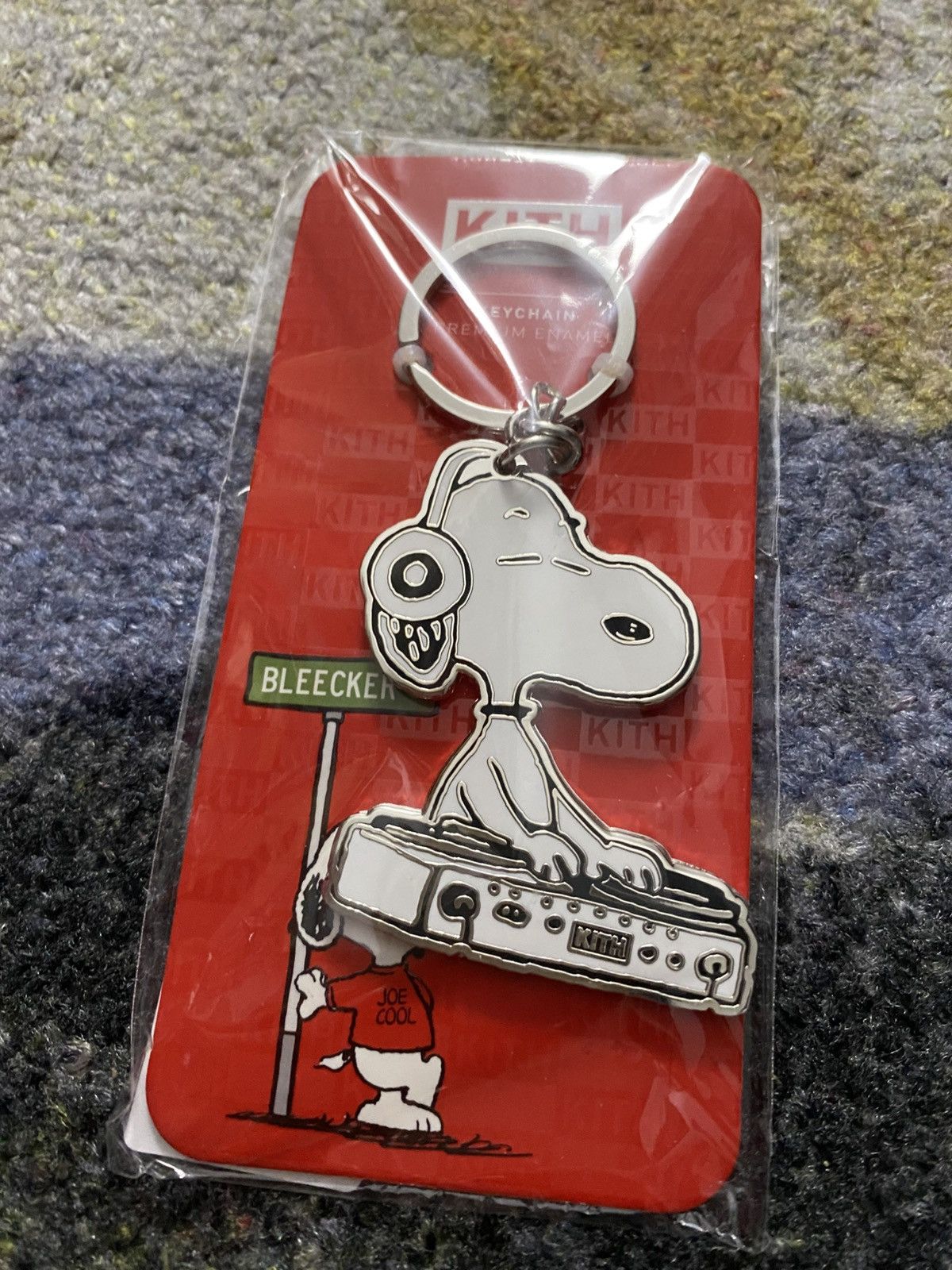 Kith for Peanuts Cool Snoopy Keychain