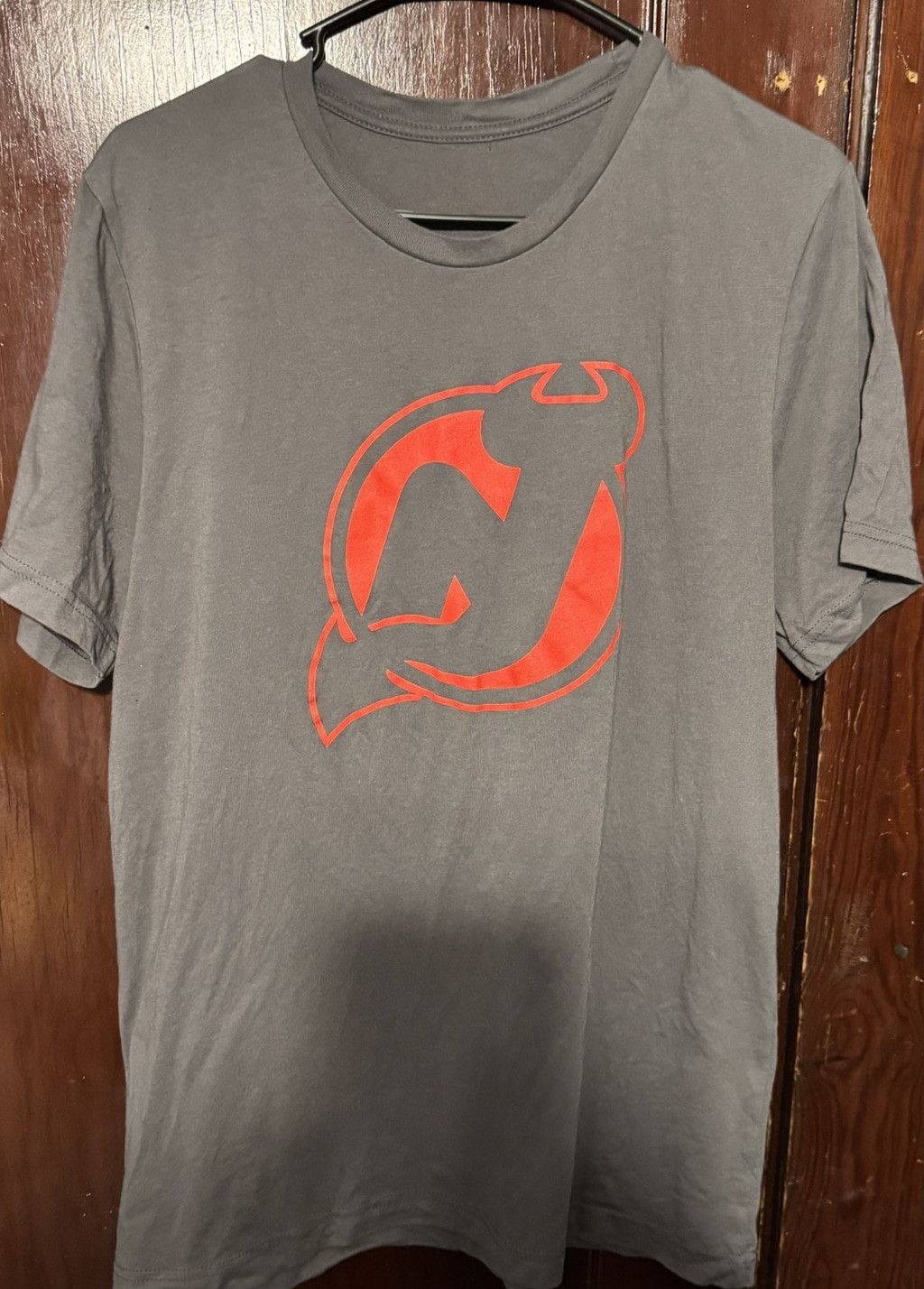 The Unbranded Brand New Jersey Devils Gray Short Sleeve T-Shirt Size L (?) Size US L / EU 52-54 / 3 - 1 Thumbnail