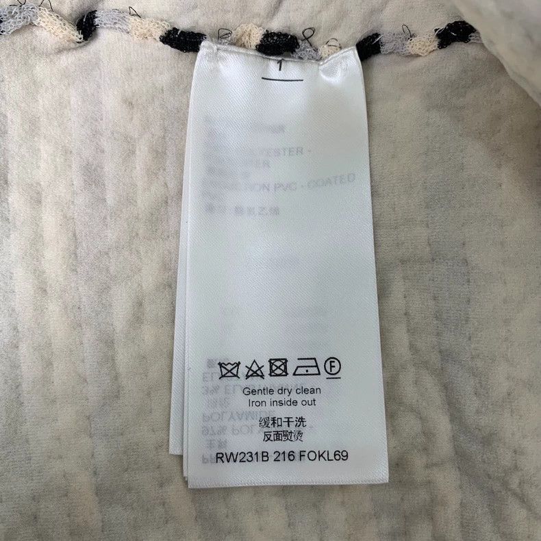 Louis Vuitton Louis Vuitton Color-block pleated striped crewneck long-sl Size S / US 4 / IT 40 - 6 Thumbnail
