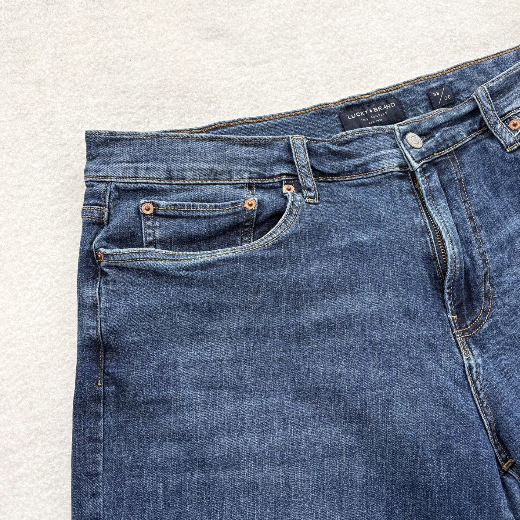 Lucky Brand Lucky Brand Jeans Mens 38x30 Blue 221 Straight Medium Wash Stretch Denim Pants Size US 38 / EU 54 - 3 Thumbnail