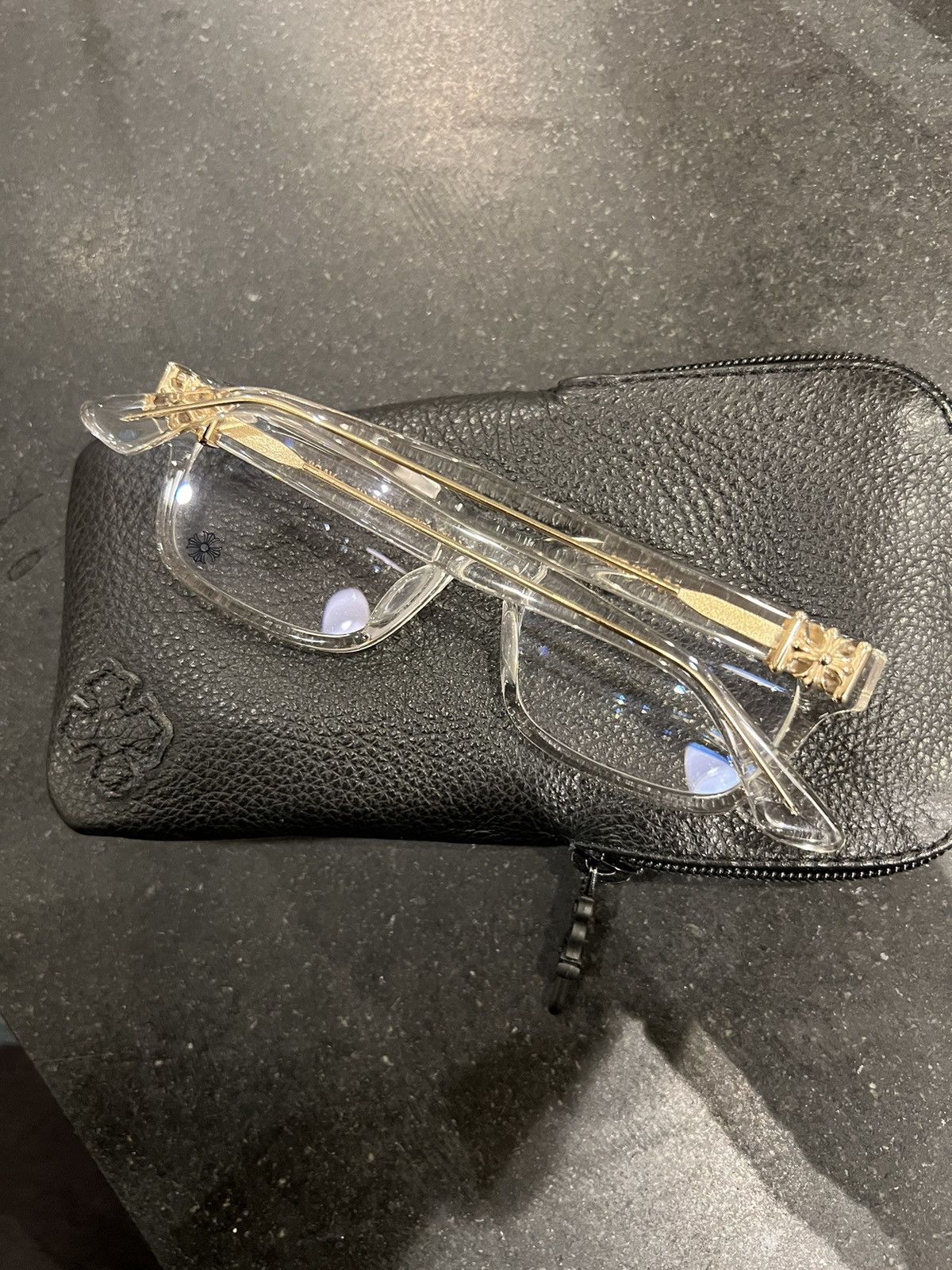 Supreme Fronts Keychain Wutang Method man gold