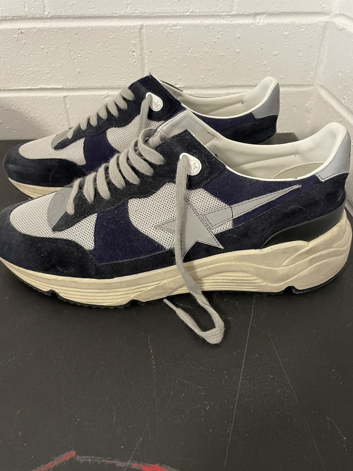 Golden Goose Golden Goose RUNNING SOLE GAMBETTI SPEZZATI EDGE AROUND 42 Size US 9.5 / EU 42-43 - 1 Thumbnail