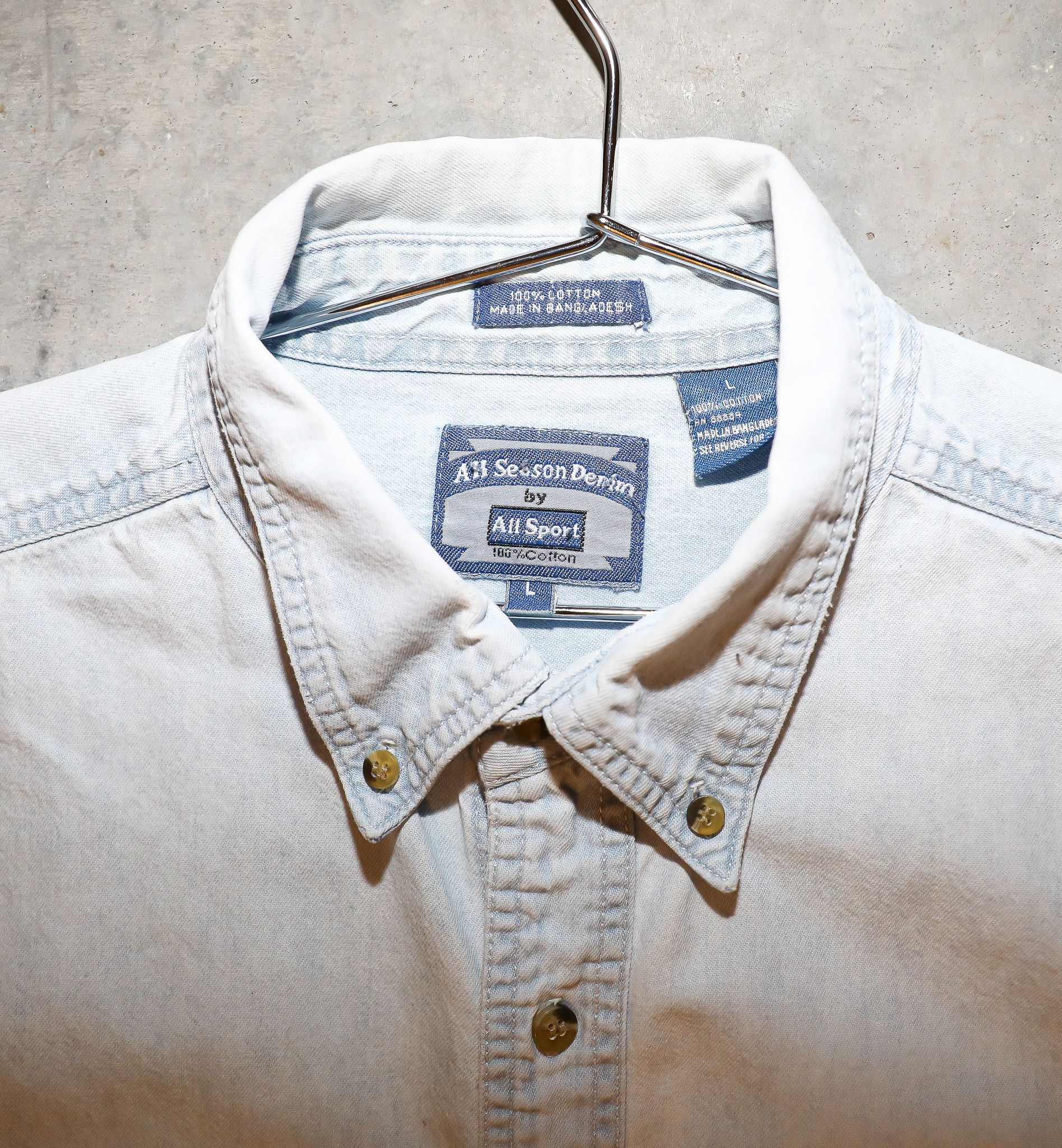 Vintage Vintage 80s Light Wash Denim Button Down Mens Shirt Size L Size US L / EU 52-54 / 3 - 3 Thumbnail