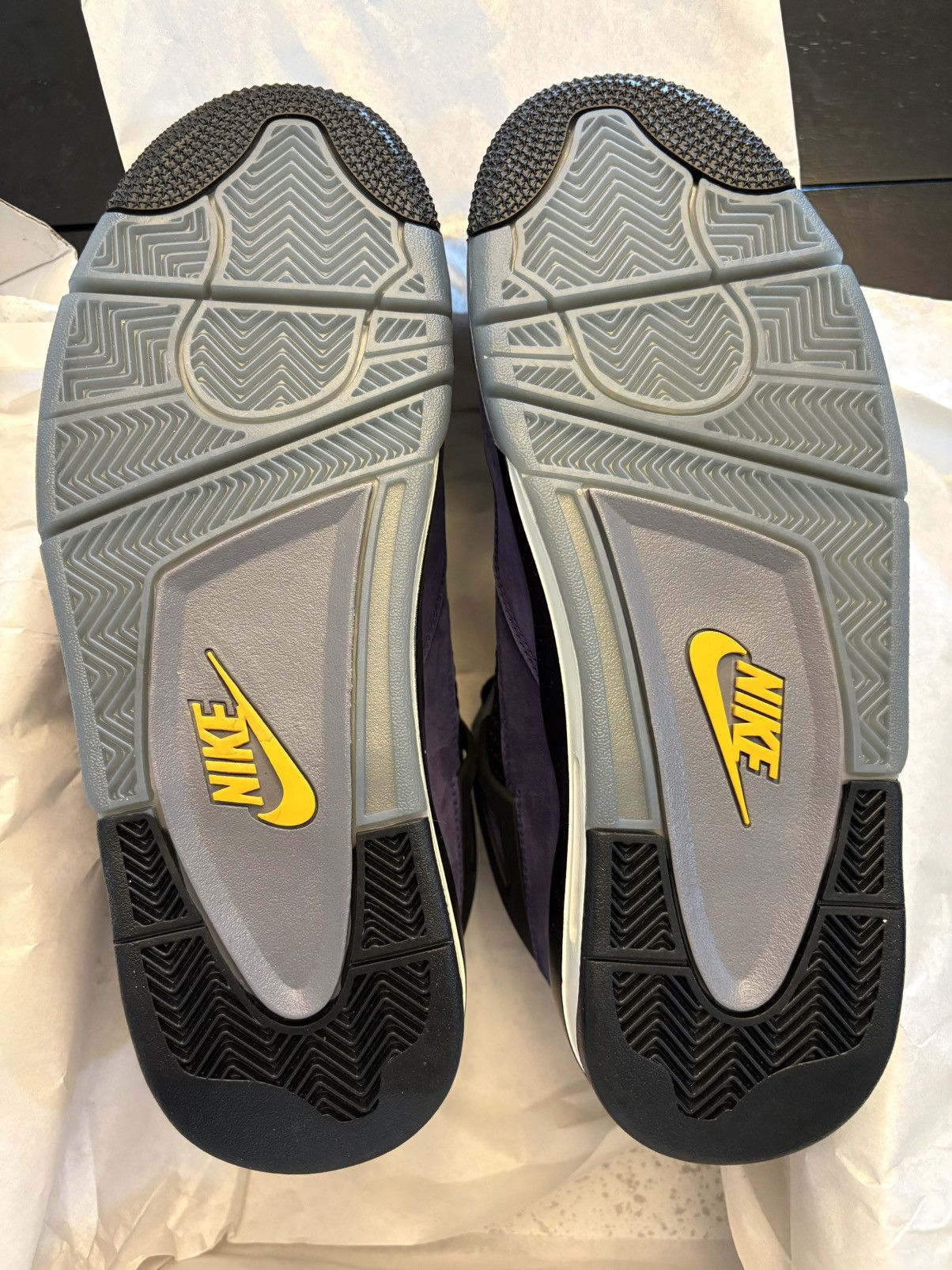 Jordan Brand Air Jordan 4 Retro “Lakers” Nike Size US 9 / EU 42 - 5 Thumbnail