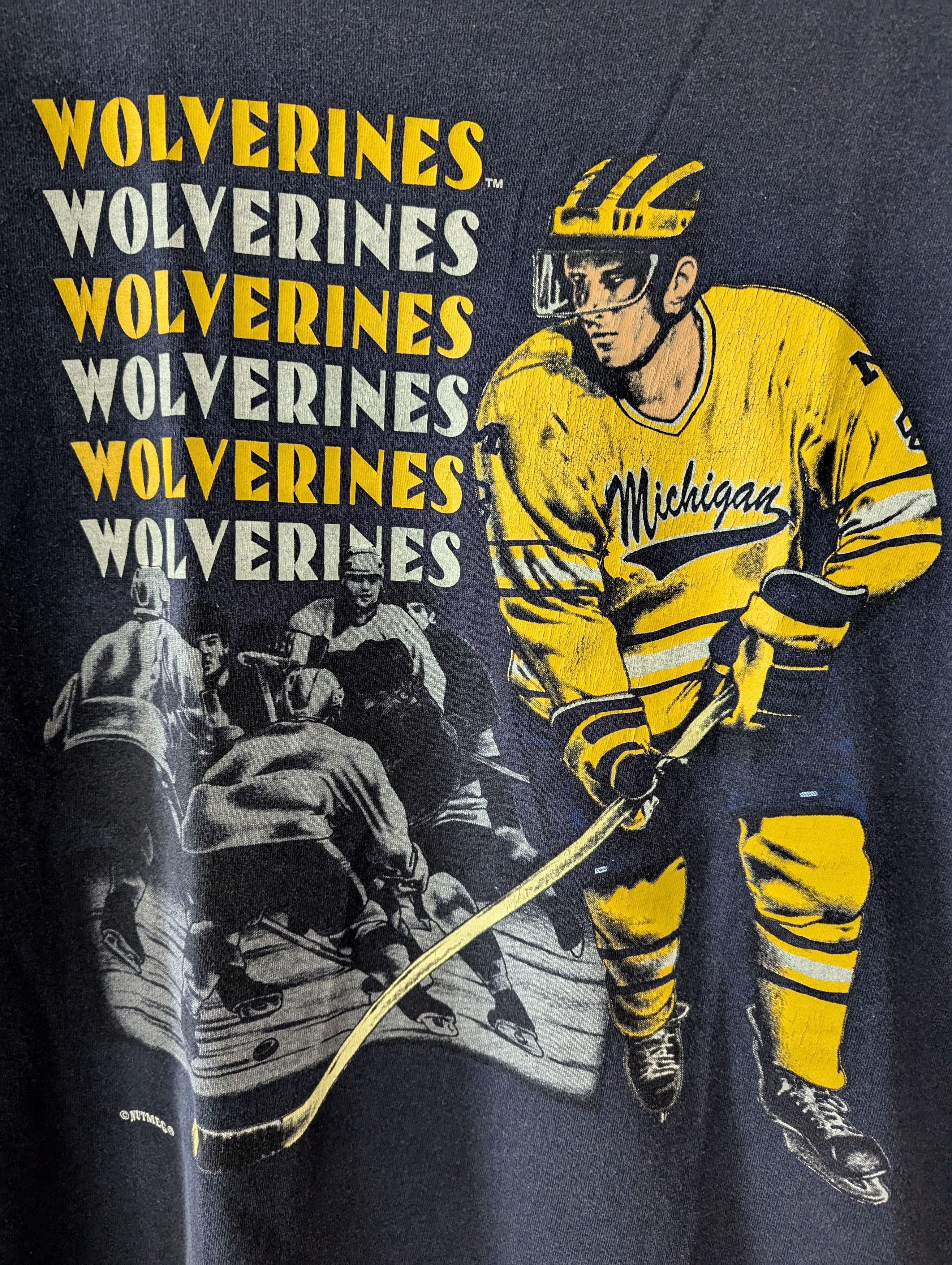 Nutmeg NHL HOCKEY MICHIGAN WOLVERINES T-SHIRT - ICE HOCKEY VINTAGE Size US L / EU 52-54 / 3 - 2 Thumbnail