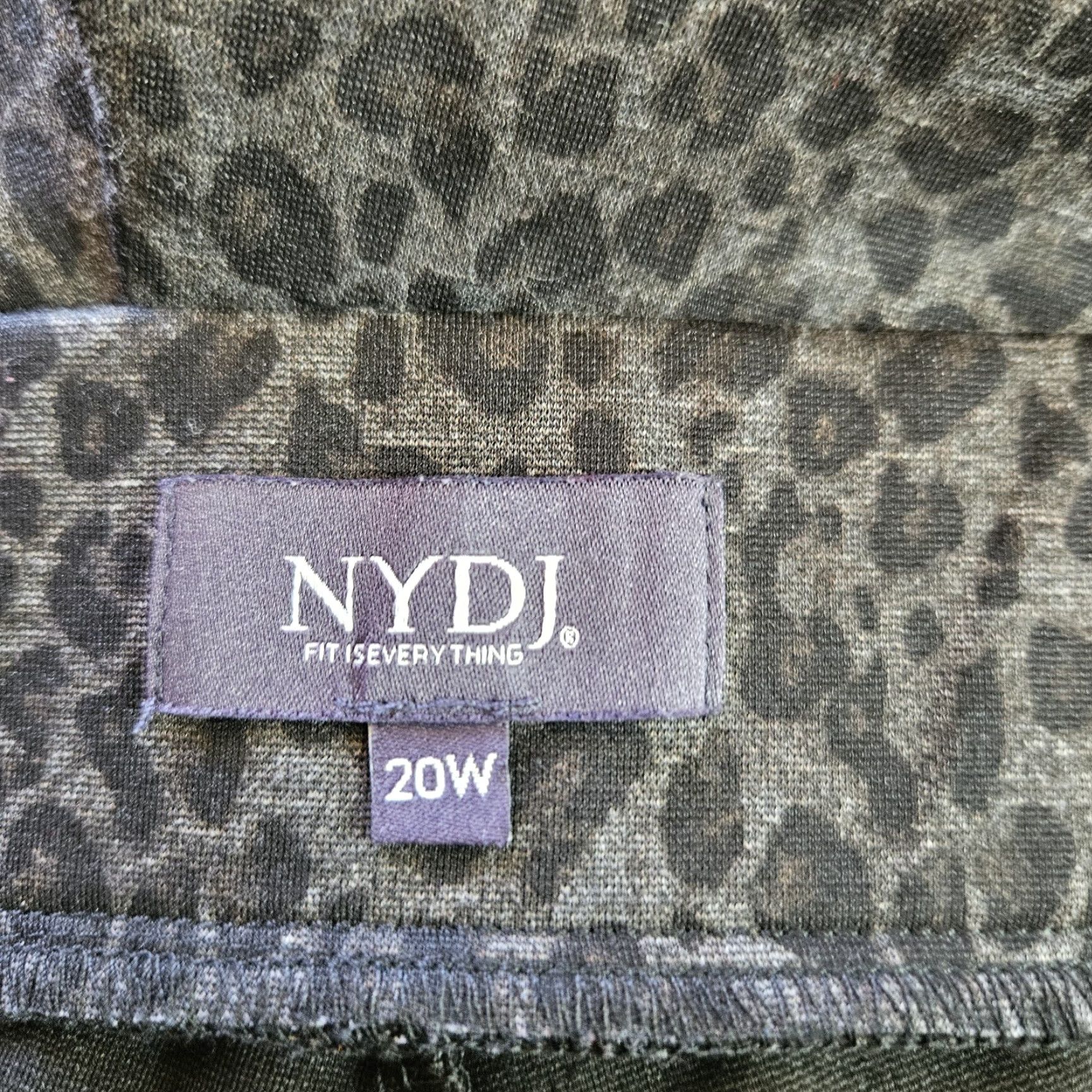 NYDJ NYDJ Womens Ponte Knit Skinny Pants 20W Black Gray Animal Print Pull On Size 42" / US 20 - 7 Thumbnail