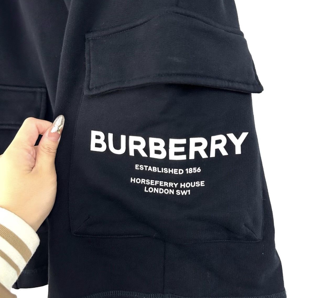 Burberry Burberry Black Logo Print Casual Sports Shorts K12 Size US 26 / EU 42 - 4 Thumbnail