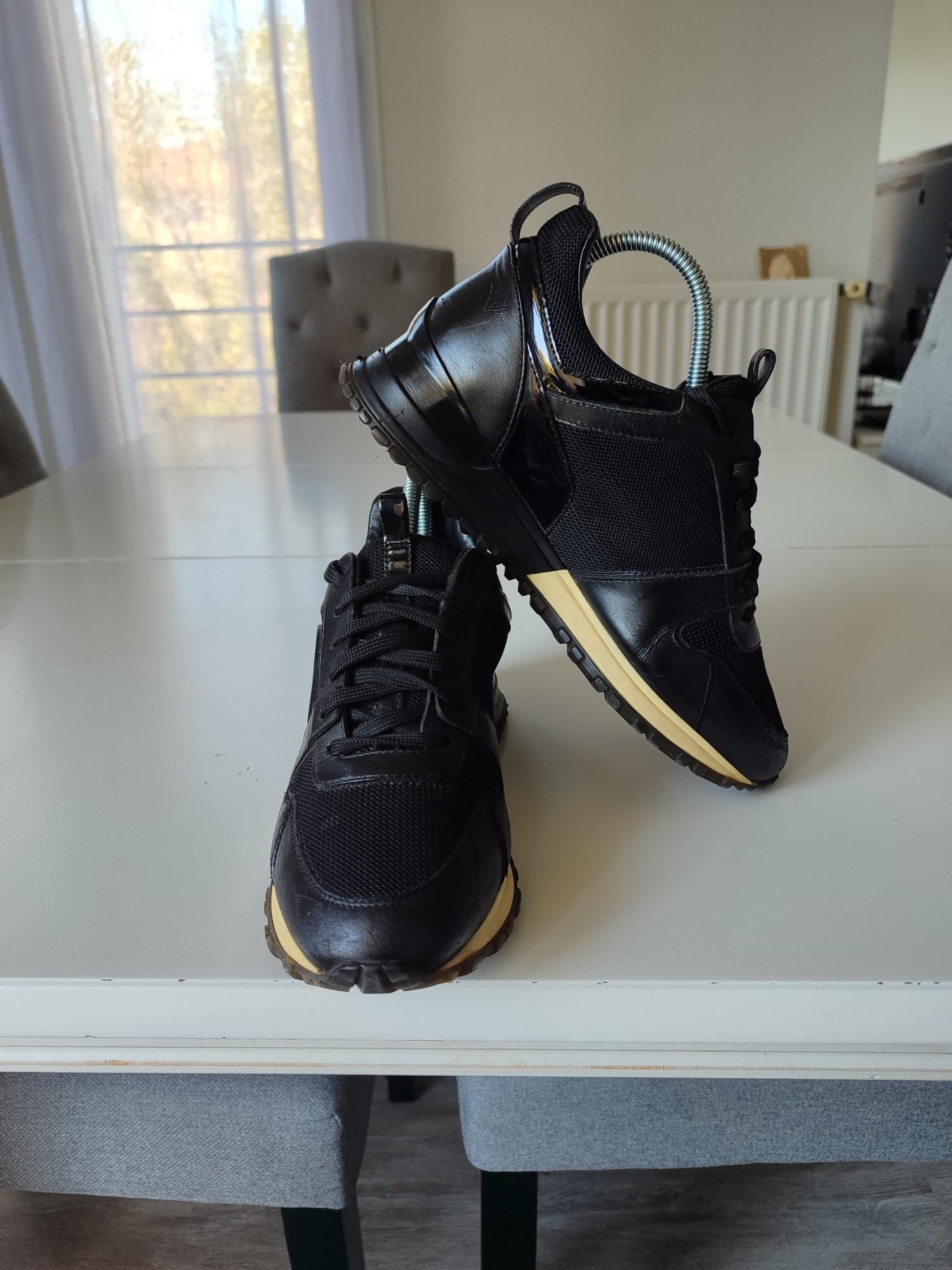 Louis Vuitton BASKETS LOUIS VUITTON RUN AWAY Size US 4.5 / IT 34.5 - 5 Thumbnail