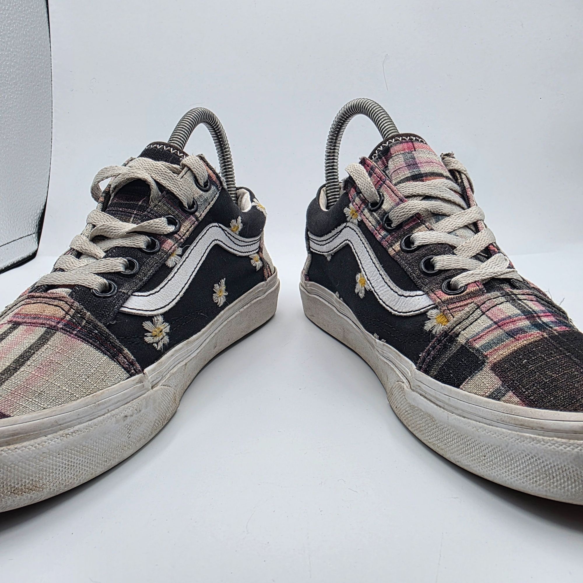 Vans Vans Old Skool Womens Size 6 Black Floral Plaid Patchwork Sn Size US 6 / IT 36 - 3 Thumbnail