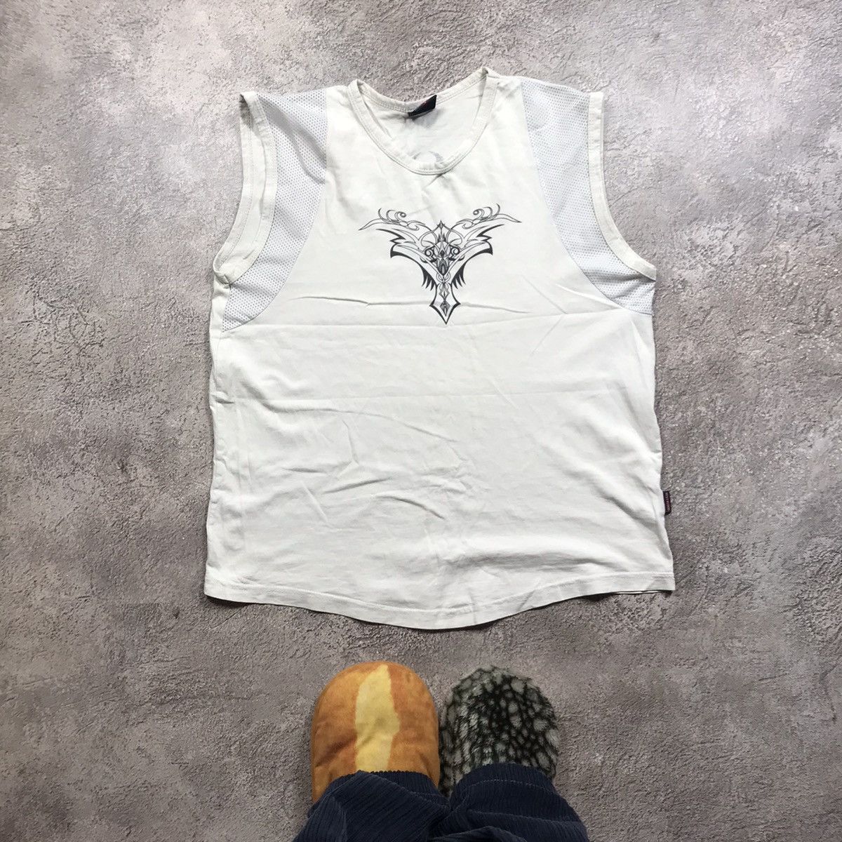 Band Tees VINTAGE ADULT TANK TOP ABSTRACT JAPAN FUNNY TEE Y2K 90s Size US M / EU 48-50 / 2 - 1 Thumbnail