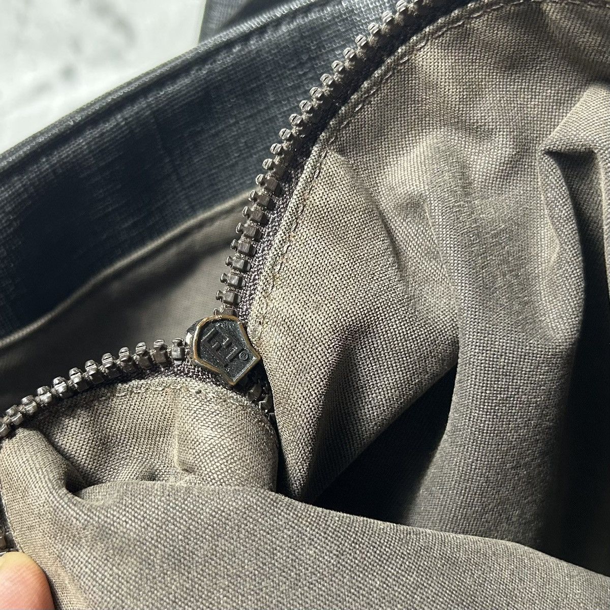 Fendi Fendi Monogram Leather Messenger Bag Size ONE SIZE - 15 Thumbnail