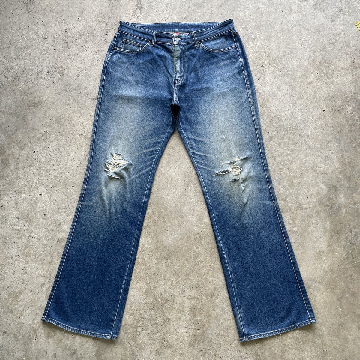 Japanese Brand Vintage Japanese Bootcut Distressed Faded Flare Jeans Pants Size US 33 - 1 Thumbnail