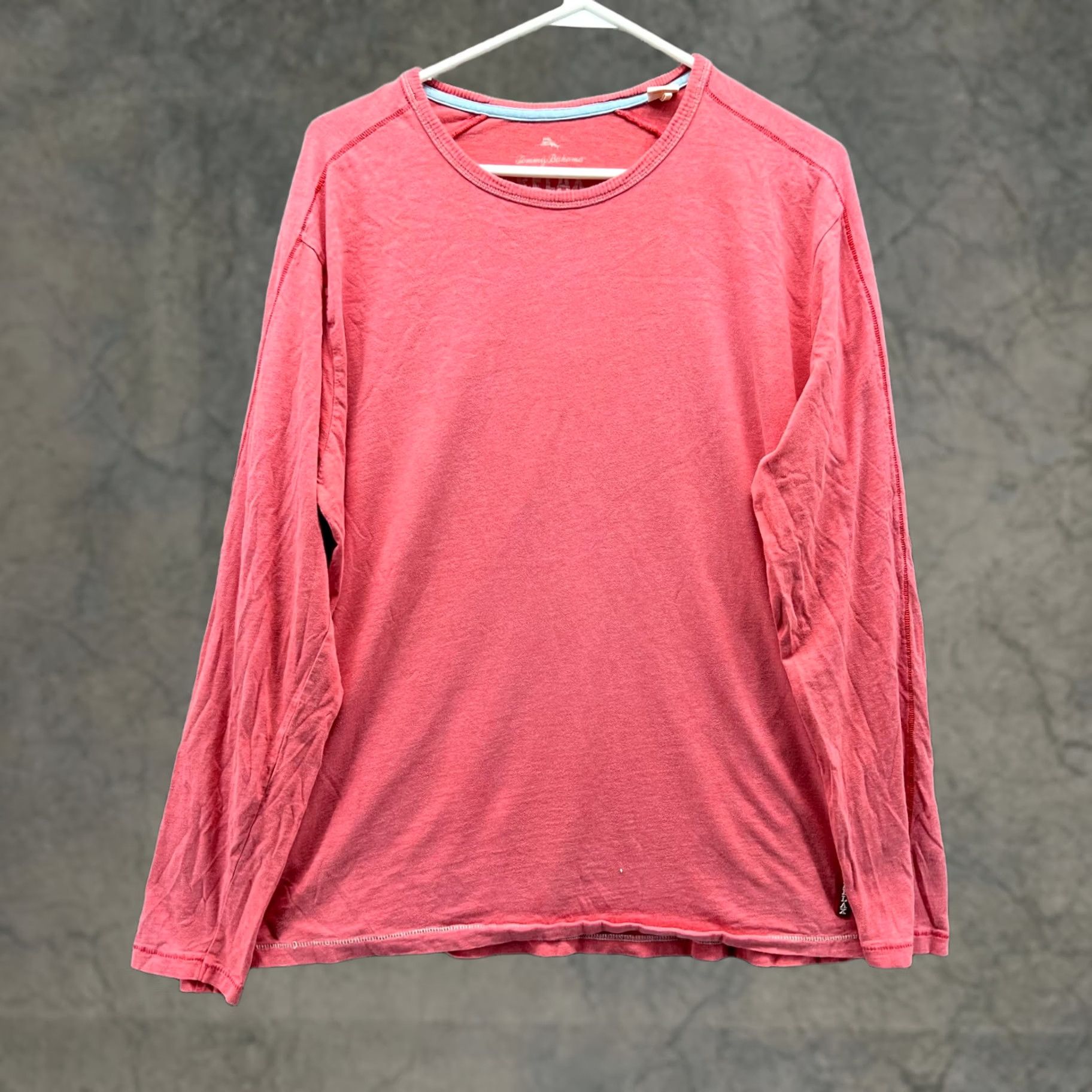 Tommy Bahama Tommy Bahama Shirt Mens Large Pink Long Sleeve Relax Crewneck Marlin Print Size US L / EU 52-54 / 3 - 1 Thumbnail