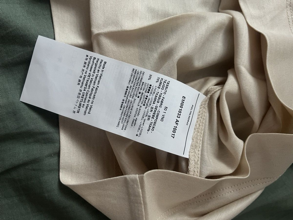 Emporio Armani t-shirt Emporio Armani Size US L / EU 52-54 / 3 - 4 Thumbnail