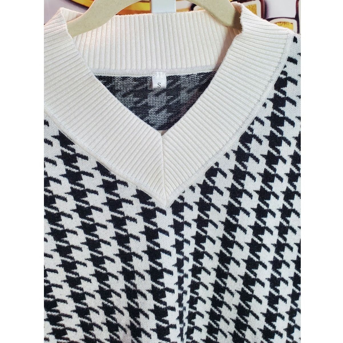 Other Black White Houndstooth Cropped Sweater Vest V-Neck Size S Size S / US 4 / IT 40 - 3 Thumbnail