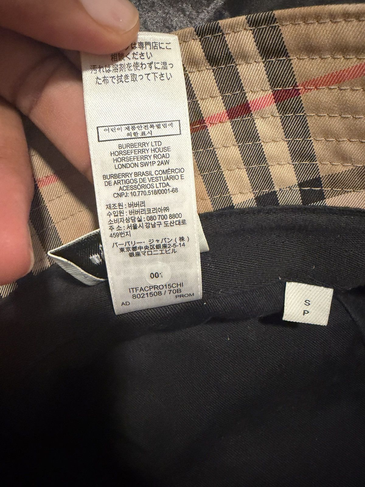 Burberry Check Cotton Bucket Hat Size ONE SIZE - 8 Thumbnail