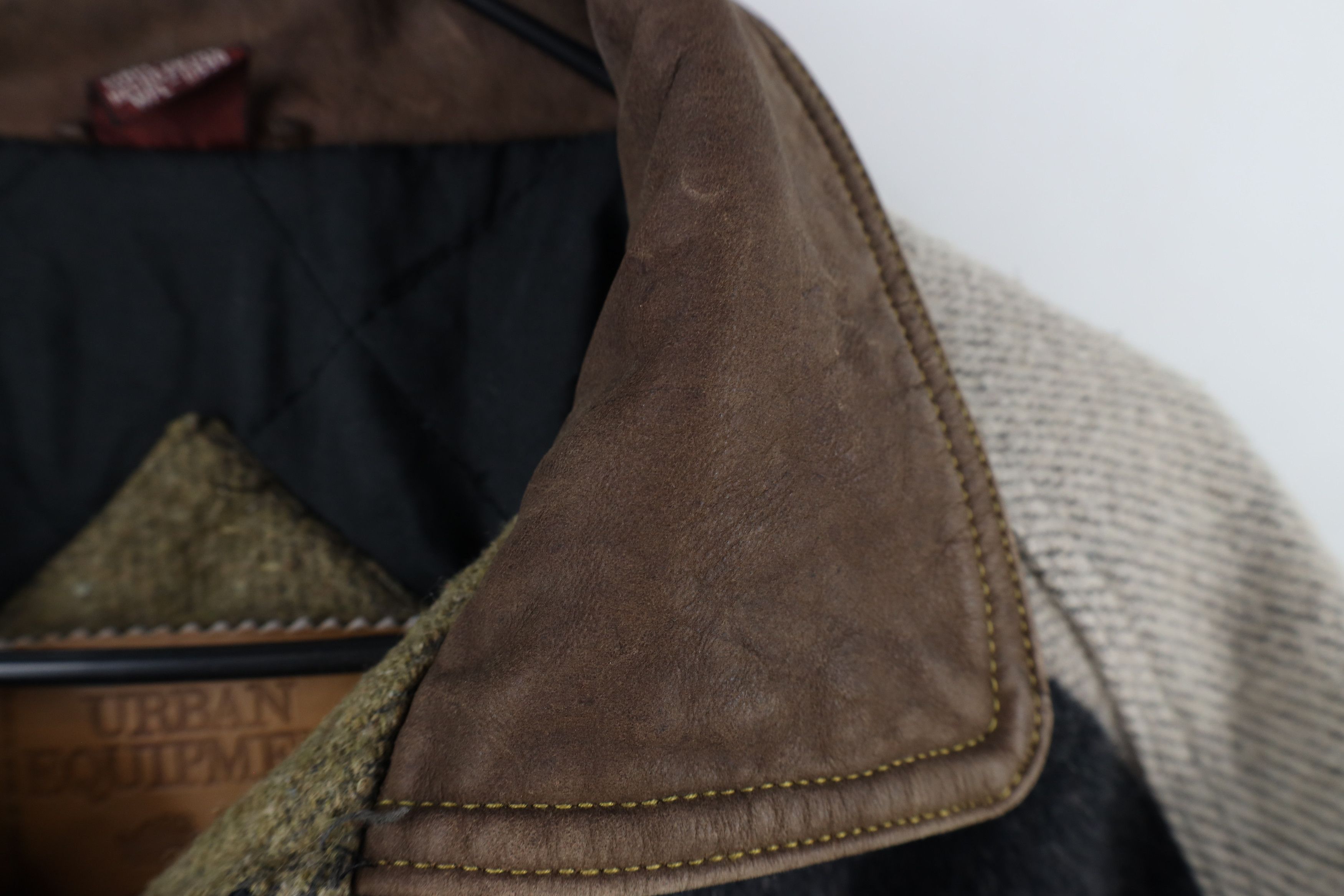 Vintage Vintage 90s Streetwear Wool Tweed Leather Collar Jacket Size US S / EU 44-46 / 1 - 14 Thumbnail
