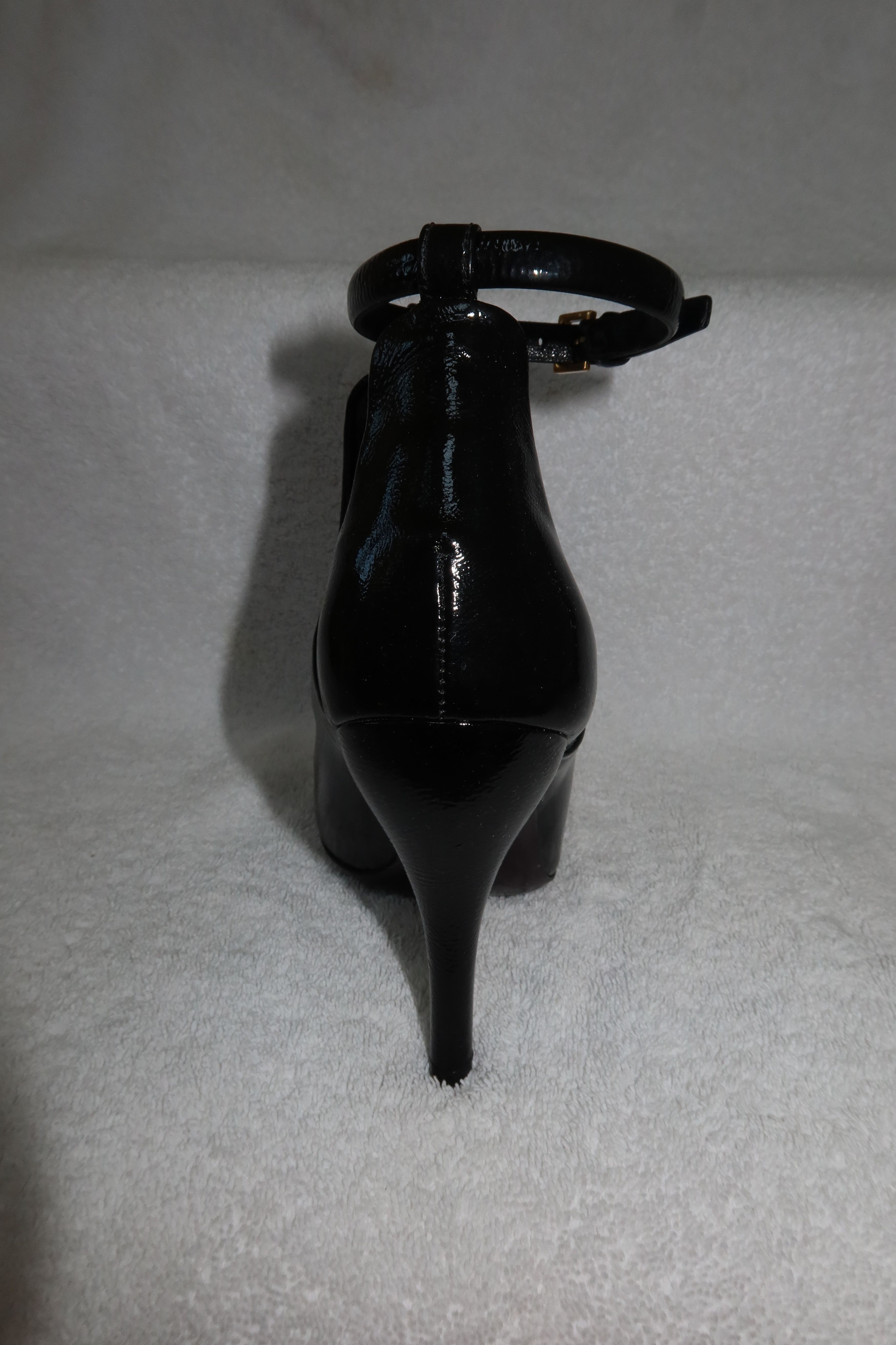 Gucci Gucci T-strap Pumps Size US 6.5 / IT 36.5 - 3 Thumbnail