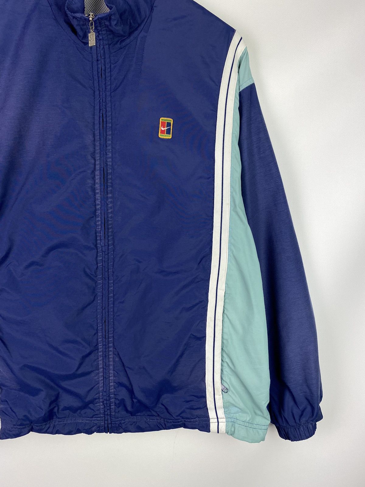 Nike VTG Nike Court men’s nylon windbreaker jacket size L Size US L / EU 52-54 / 3 - 6 Thumbnail