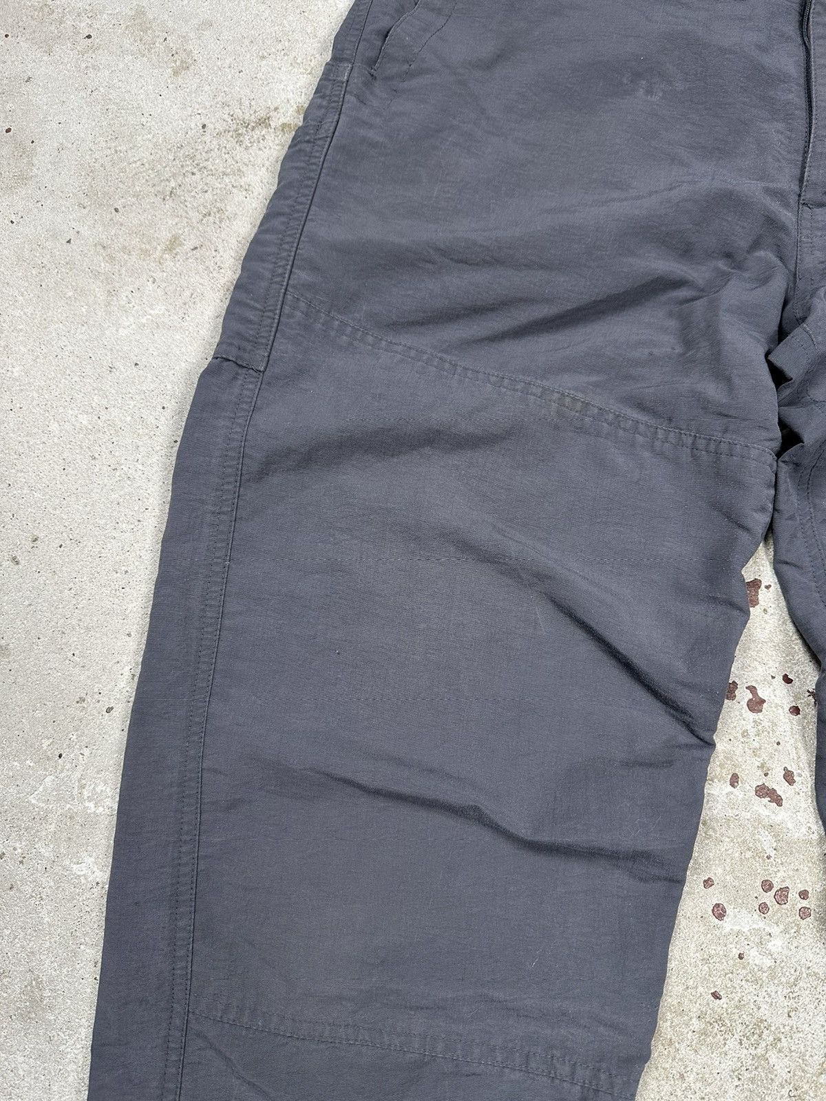 The North Face Vintage Y2K The North Face Grey Cargo Carpenter Pants Size US 34 / EU 50 - 5 Thumbnail