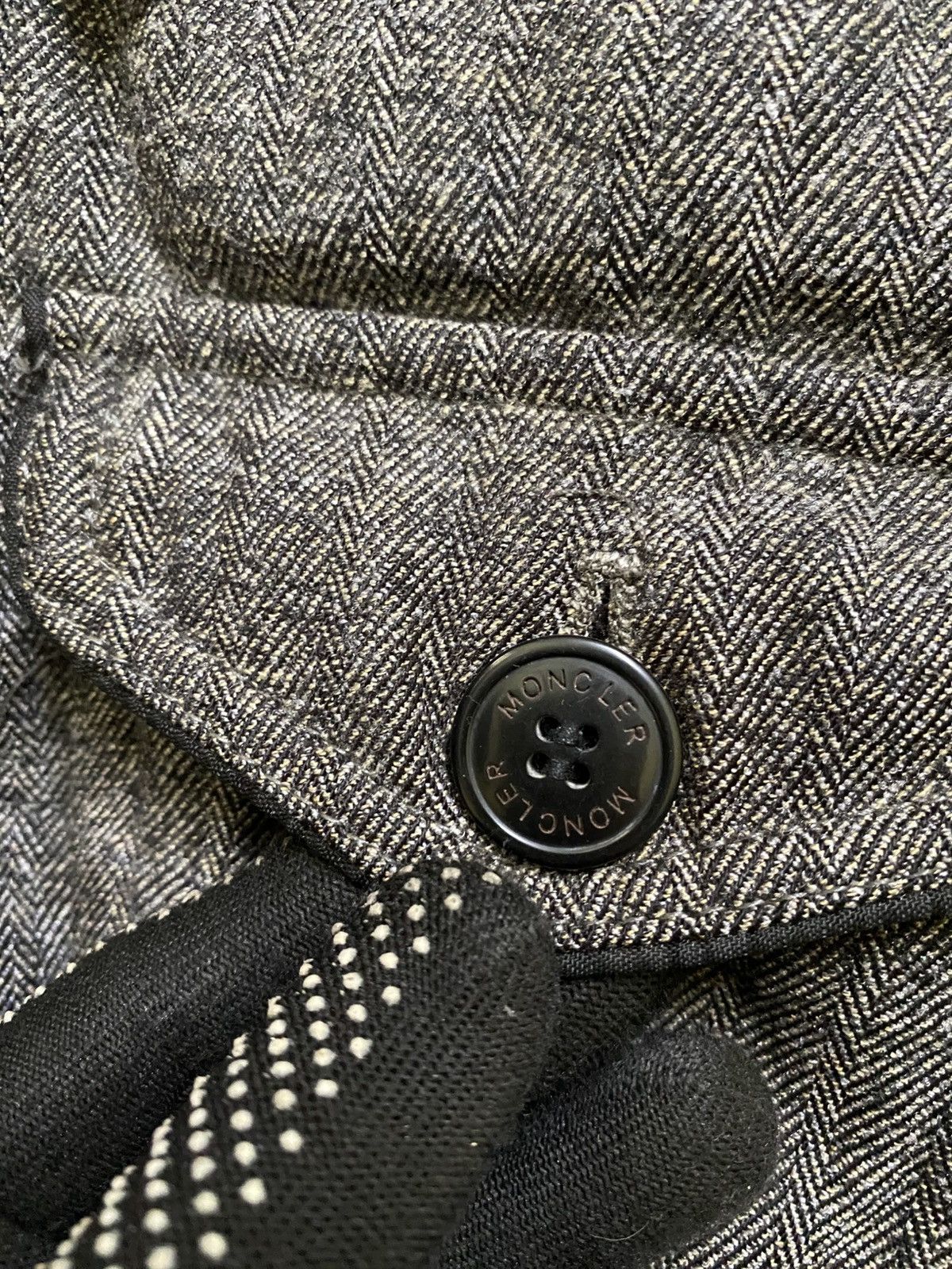 Moncler Vintage Moncler Down Jacket Herringbone Grey Black Hooded Size US XL / EU 56 / 4 - 11 Thumbnail