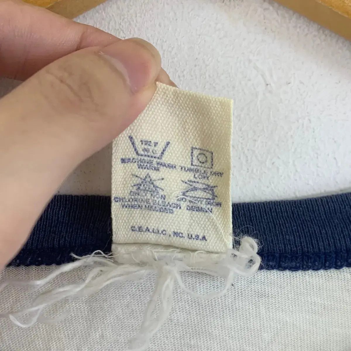 Vintage Vintage BALANCE HARMONY B&H World Greatest Captain Tee Shirt Size US M / EU 48-50 / 2 - 6 Thumbnail