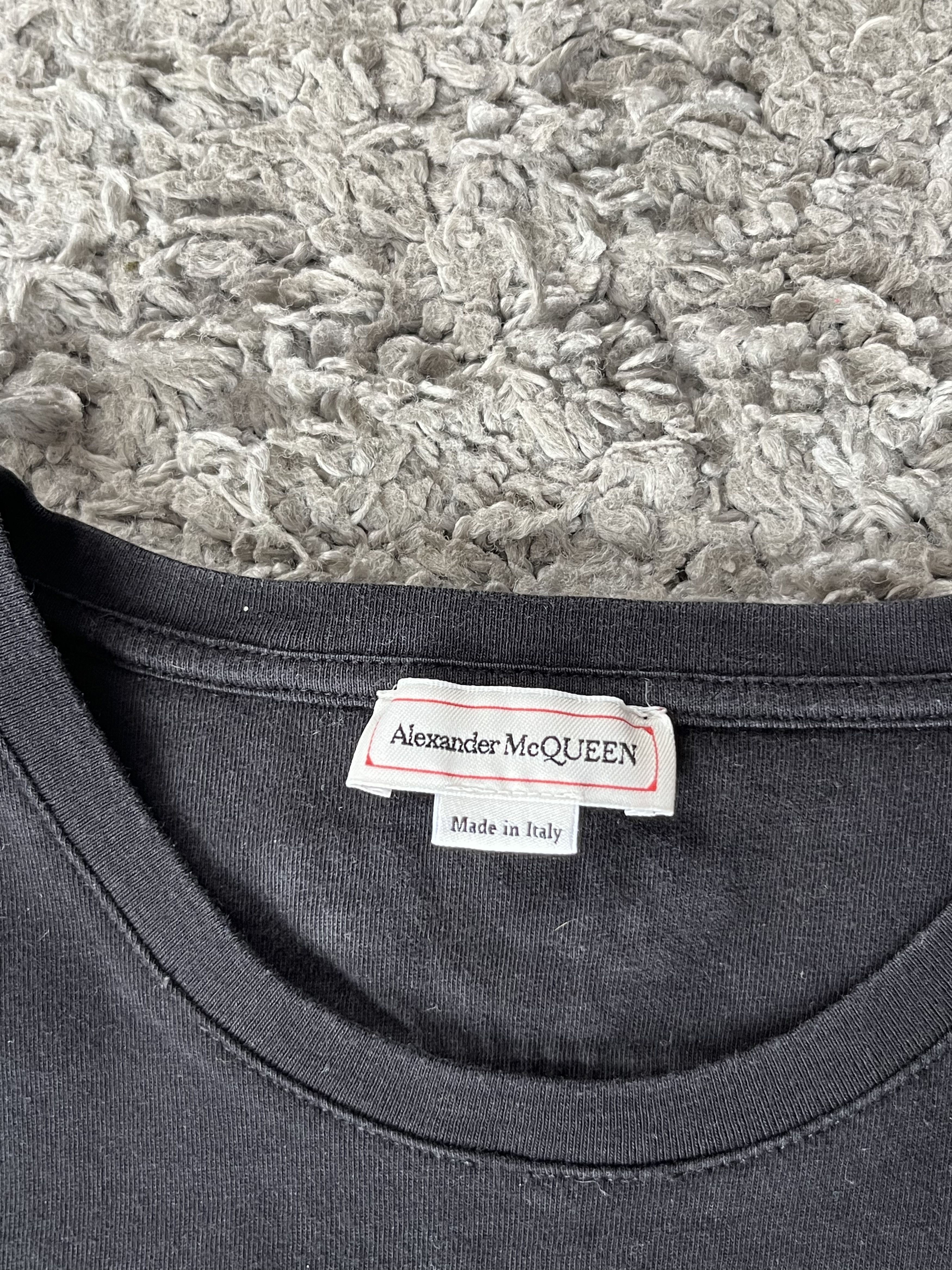 Alexander McQueen Luxury Tee Alexander McQueen Streetwear Made in Italy Size US L / EU 52-54 / 3 - 5 Thumbnail