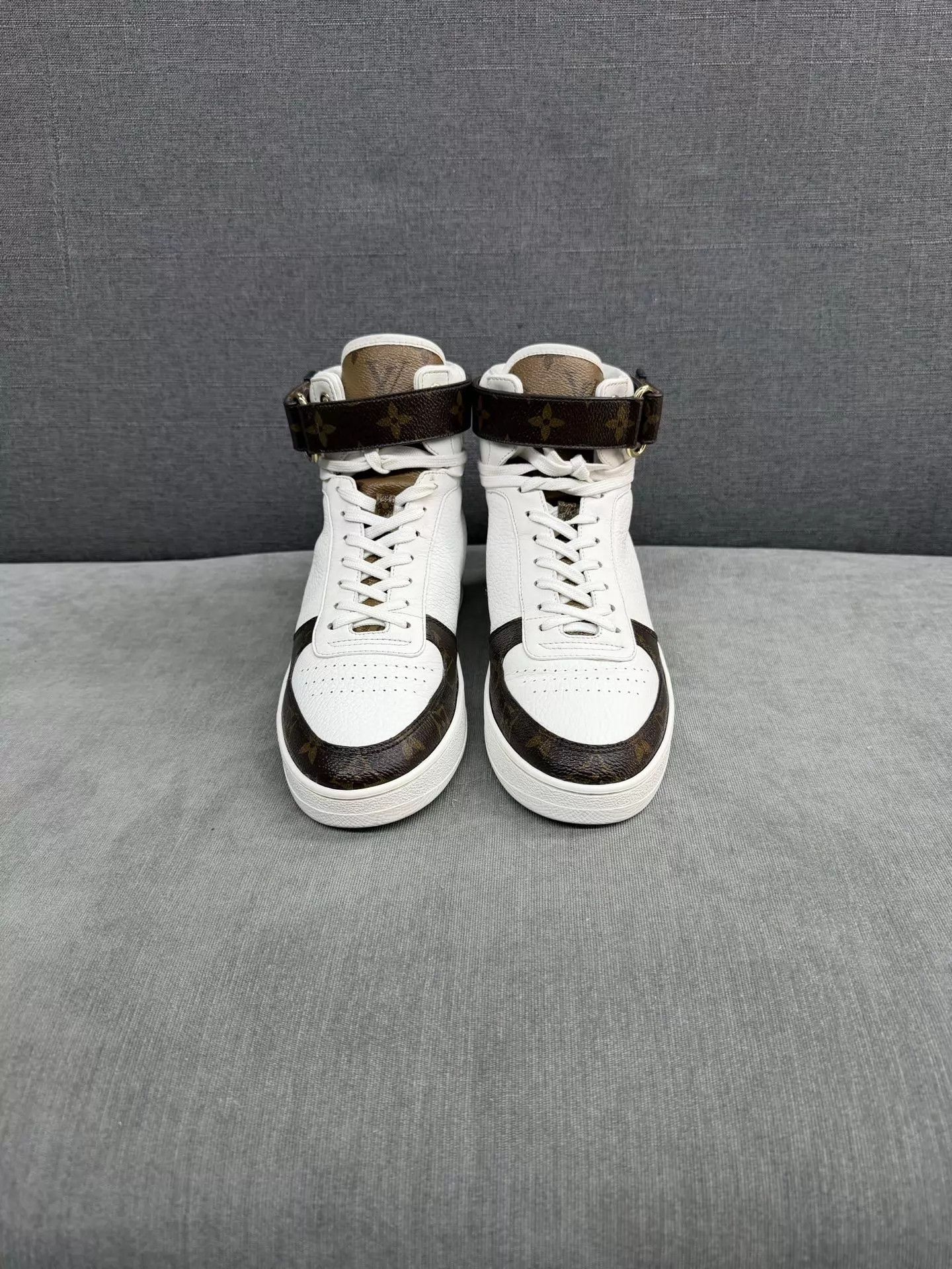 Louis Vuitton LV high-top sneaker white brown color-blocked 38.5 Size US 8 / IT 38 - 2 Thumbnail