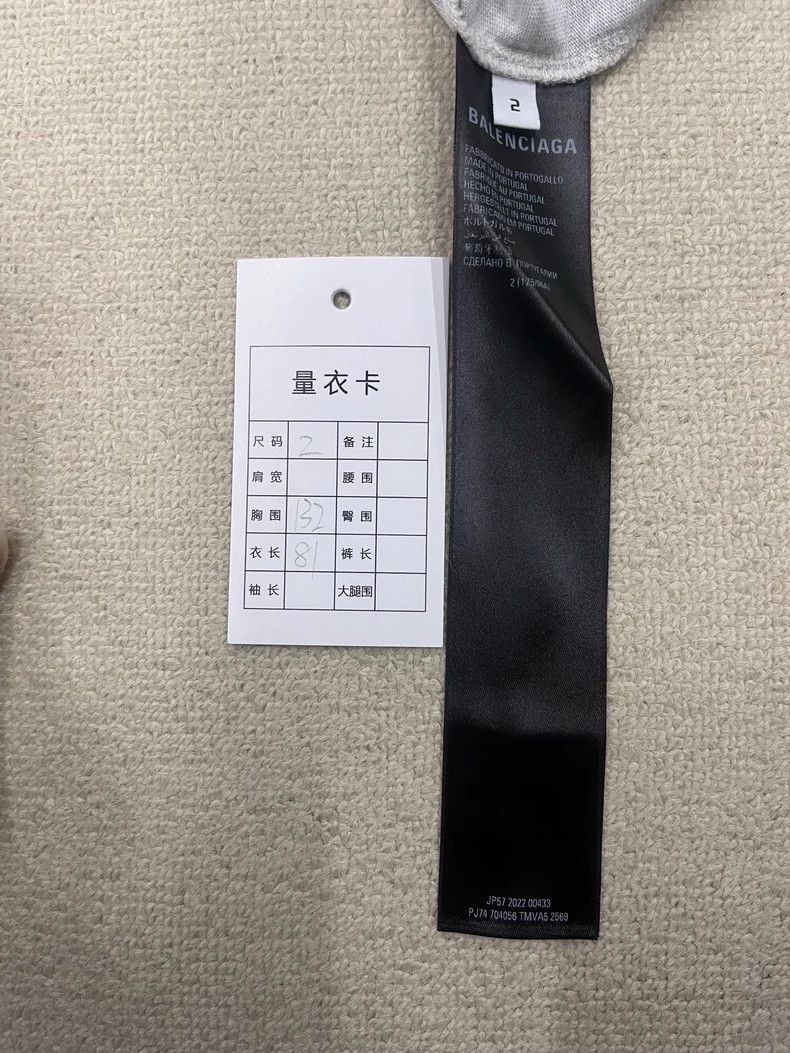 Balenciaga Balenciaga size 2 Erosive Destruction Calendar 3 Bsports Sh Size US M / EU 48-50 / 2 - 5 Thumbnail