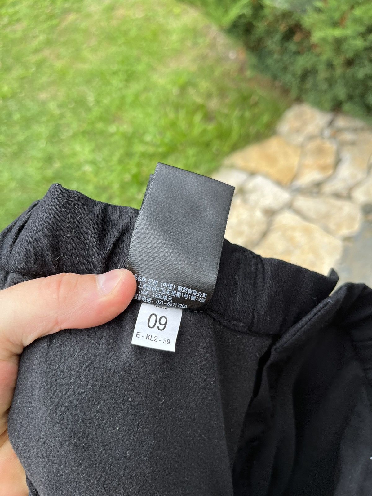 Uniqlo Uniqlo Heattech cargo multipocket insulated pants with belt Size US 30 / EU 46 - 24 Thumbnail