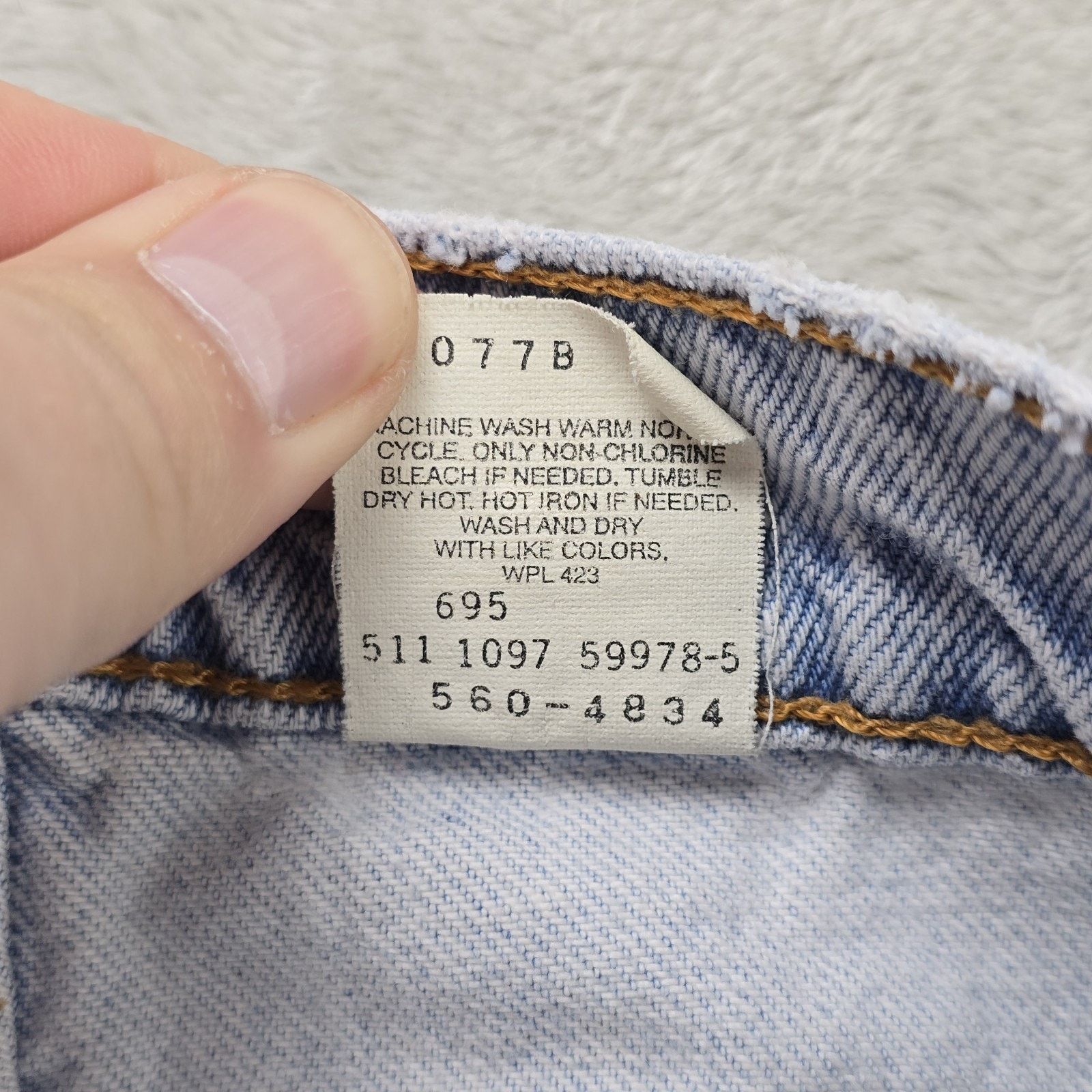 Levi's Vtg Levis 560 Jeans 36x30 (Fits 34x29) Tapered Leg 90s USA Size US 34 / EU 50 - 9 Thumbnail