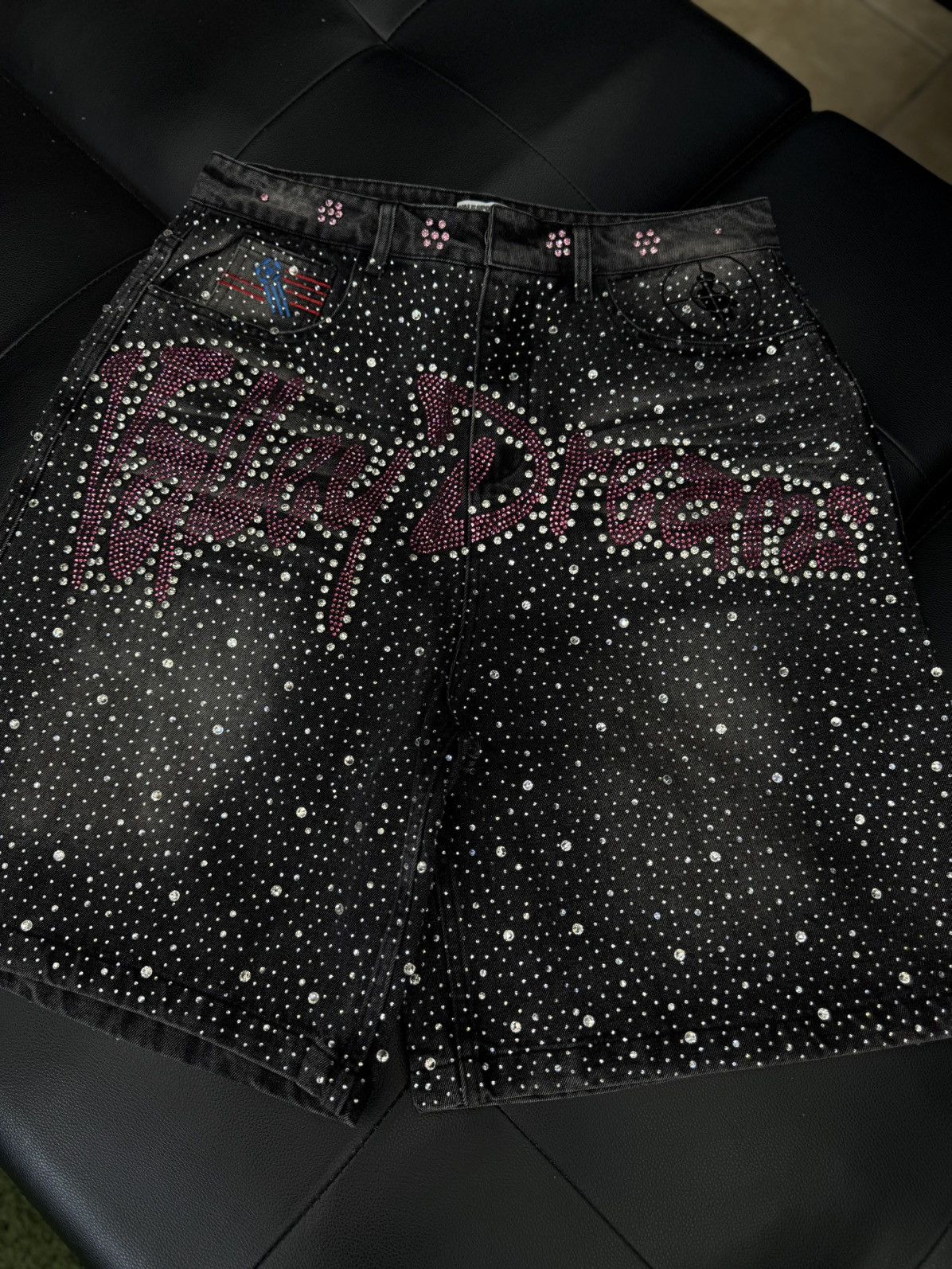 Vale Vale Valley Dreams Rhinestone Shorts Size 30 Size US 30 / EU 46 - 5 Thumbnail