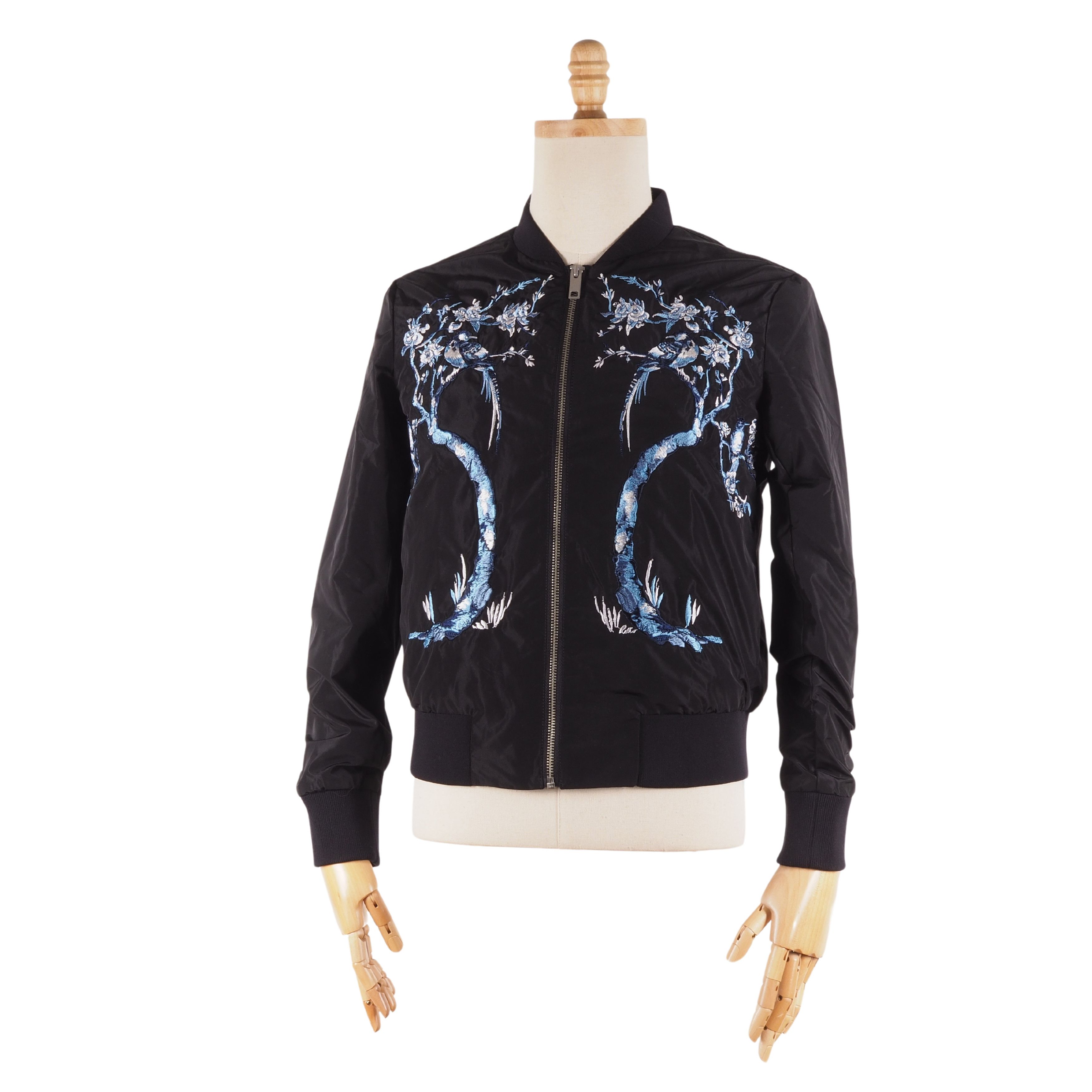 Alexander McQueen Alexander McQueen Embroidered Black Bomber Jacket Size US S / EU 44-46 / 1 - 1 Thumbnail