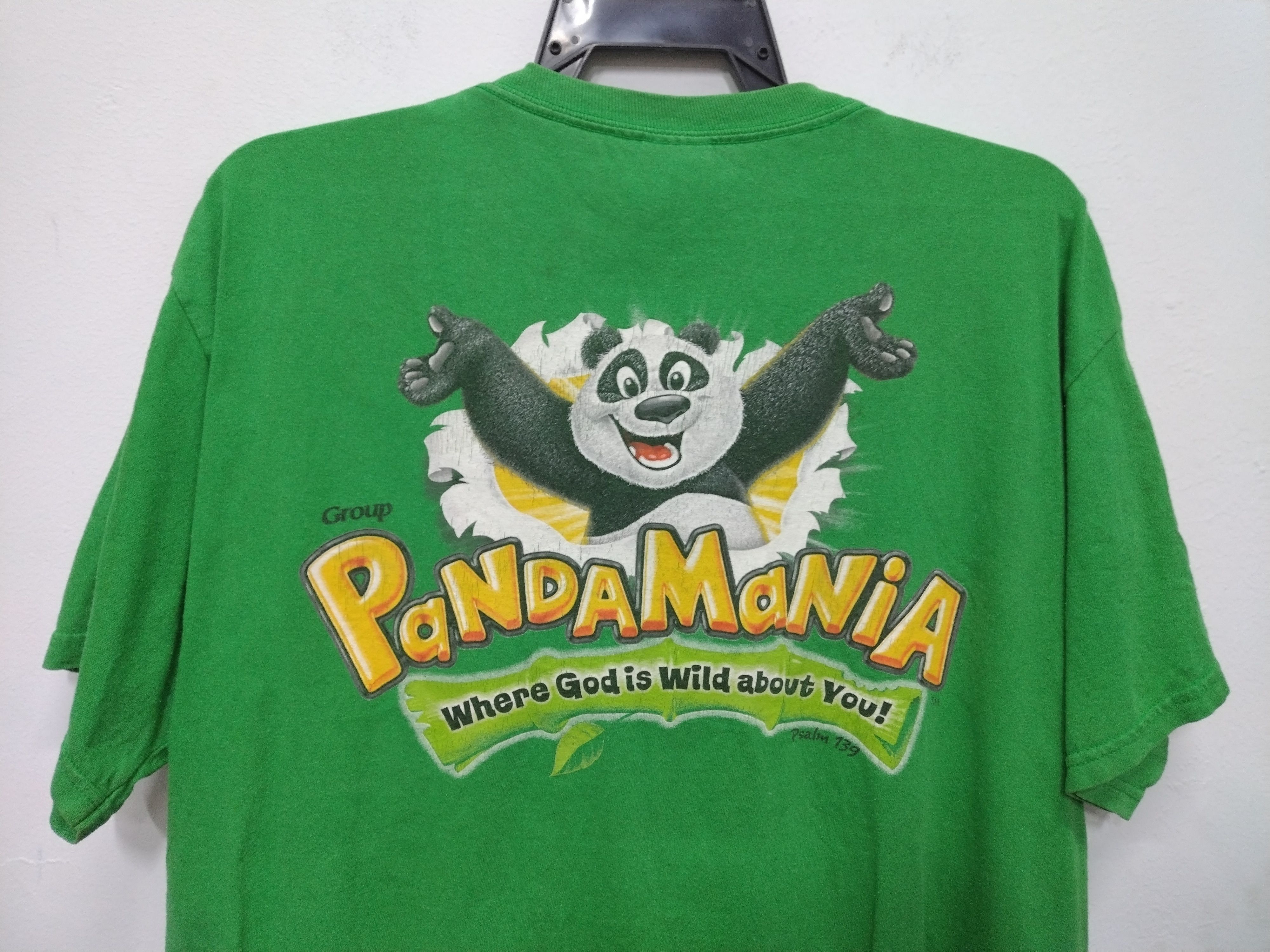 Fruit Of The Loom Sunfaded Fruit of the loom VIP PANDA MANIA T-Shirt Green Size US L / EU 52-54 / 3 - 12 Thumbnail