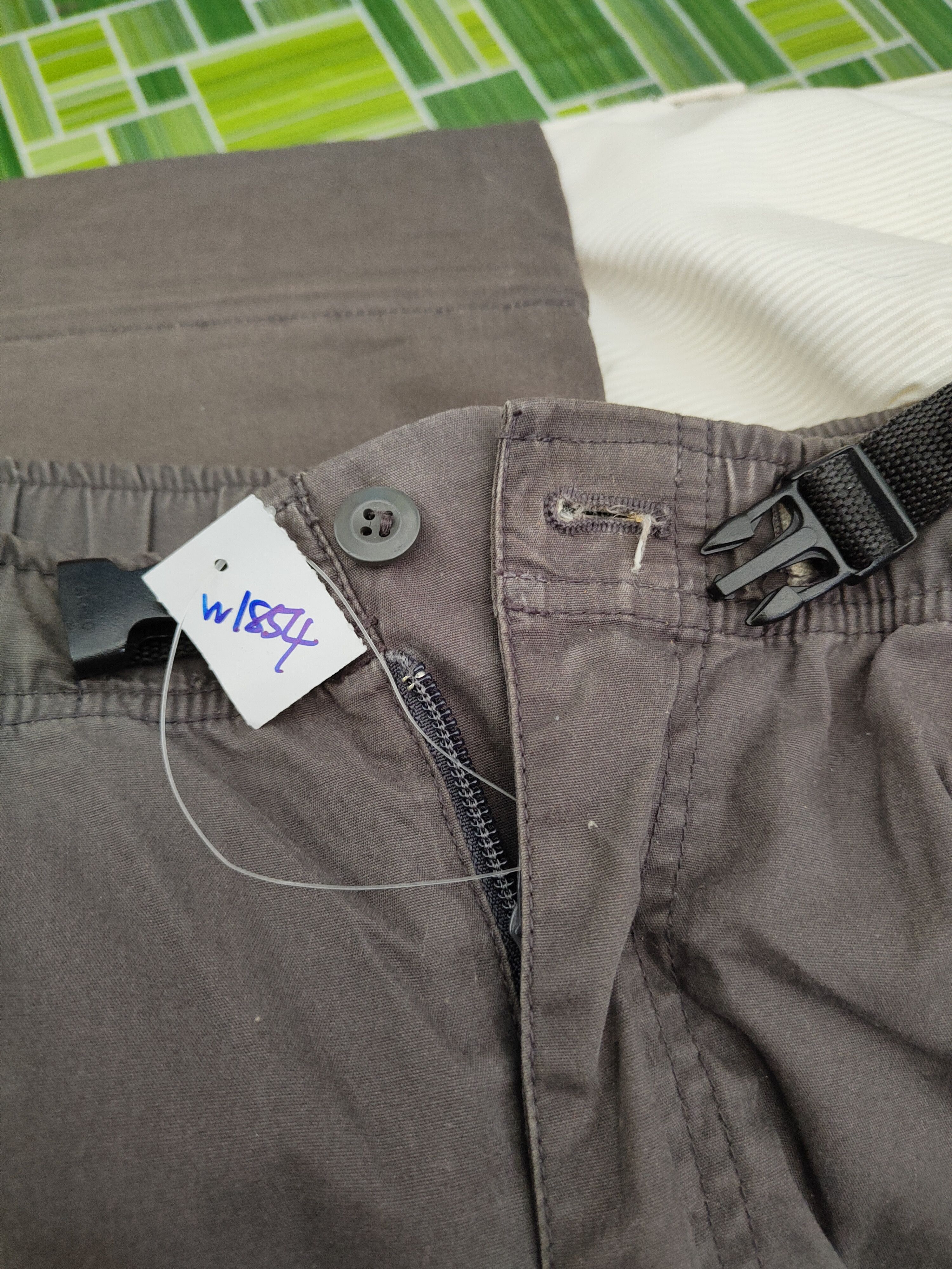 Airwalk Airwalk Dark Brown Multipocket Tactical Cargo Pants #W1854 Size US 35 - 16 Thumbnail