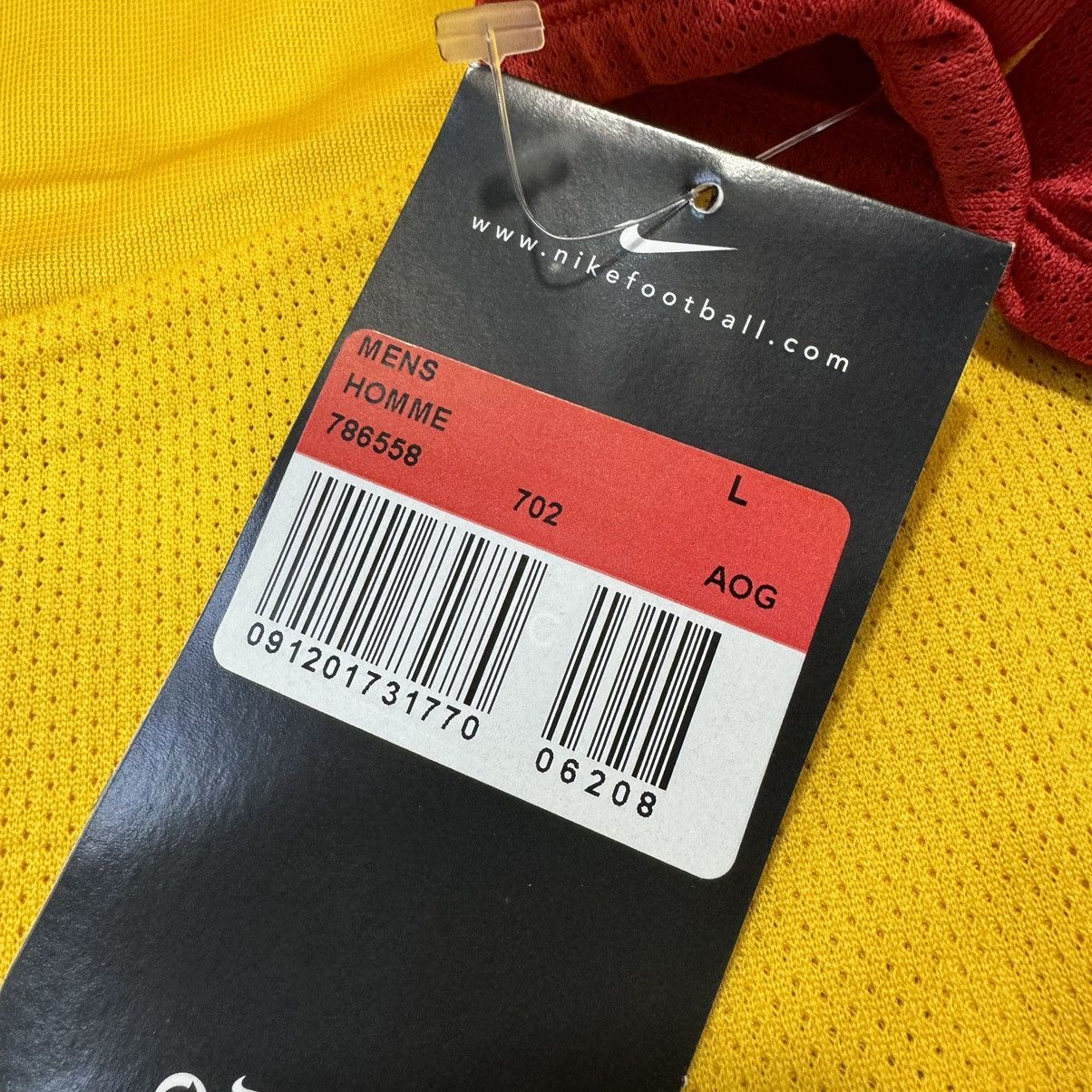 Nike RC Lens 03/04 L/S player issue home shirt (bnwt) Size US L / EU 52-54 / 3 - 7 Thumbnail